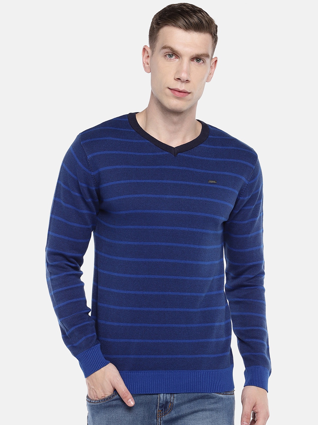 

Globus Men Blue Striped Pullover Sweater