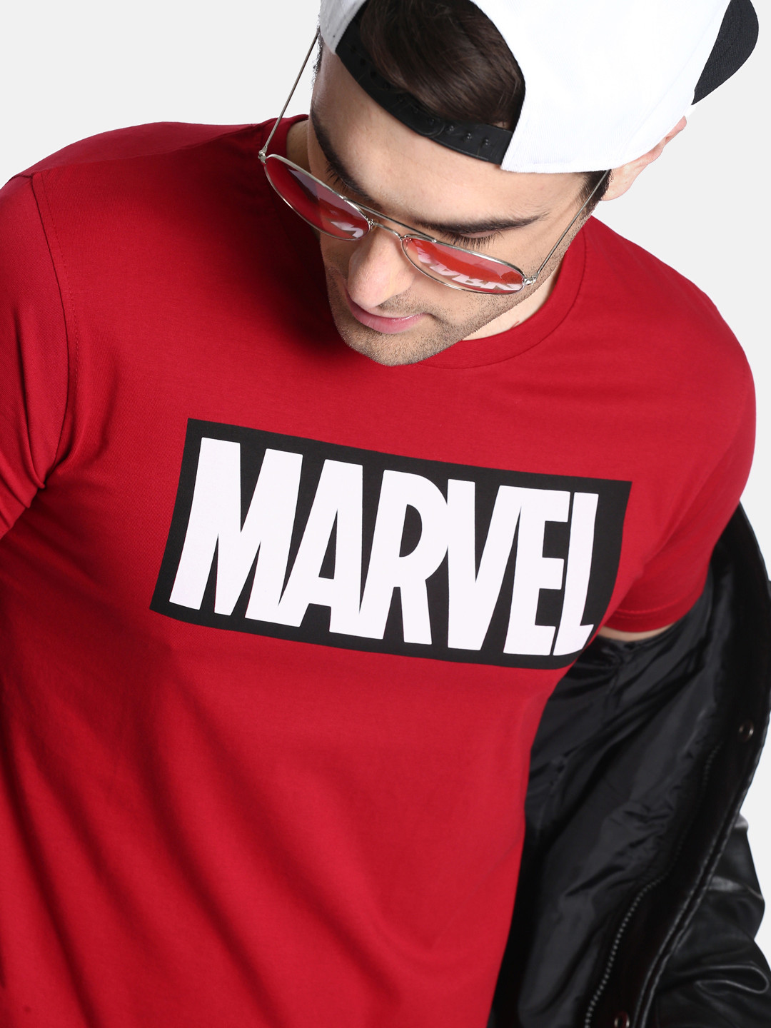 

Kook N Keech Marvel Men Red White Printed Round Neck Pure Cotton T-shirt