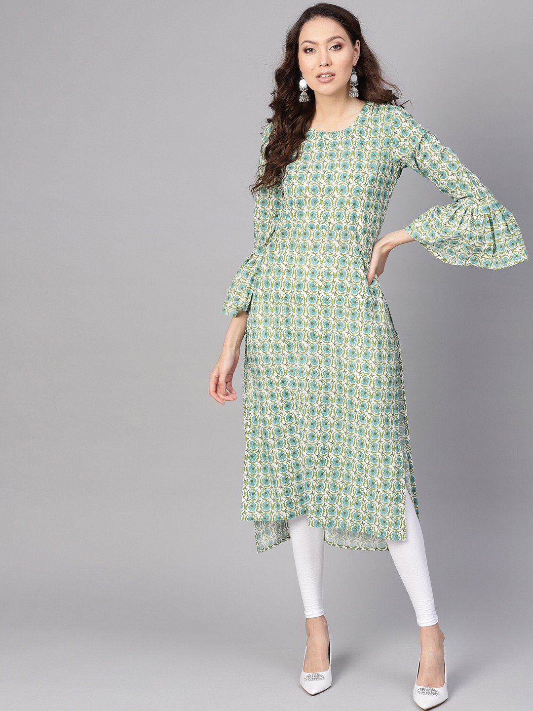 

Nayo Women White & Green Printed Straight Kurta