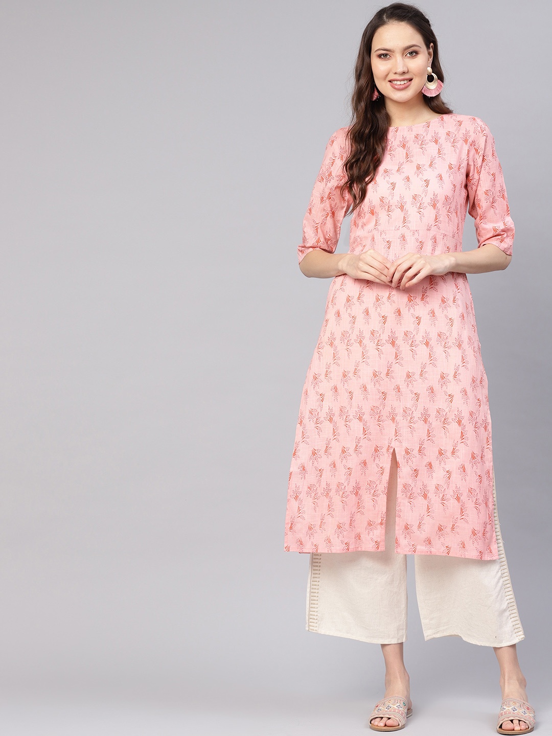 

Nayo Women Peach-Coloured Printed Straight Kurta