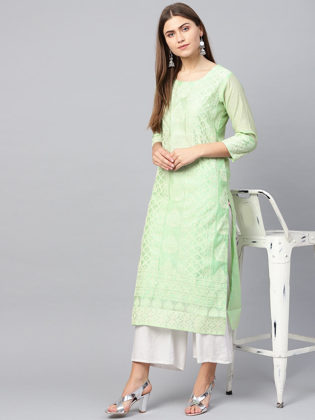 

Varanga Women Green & Off-White Chikankari Printed Straight Kurta