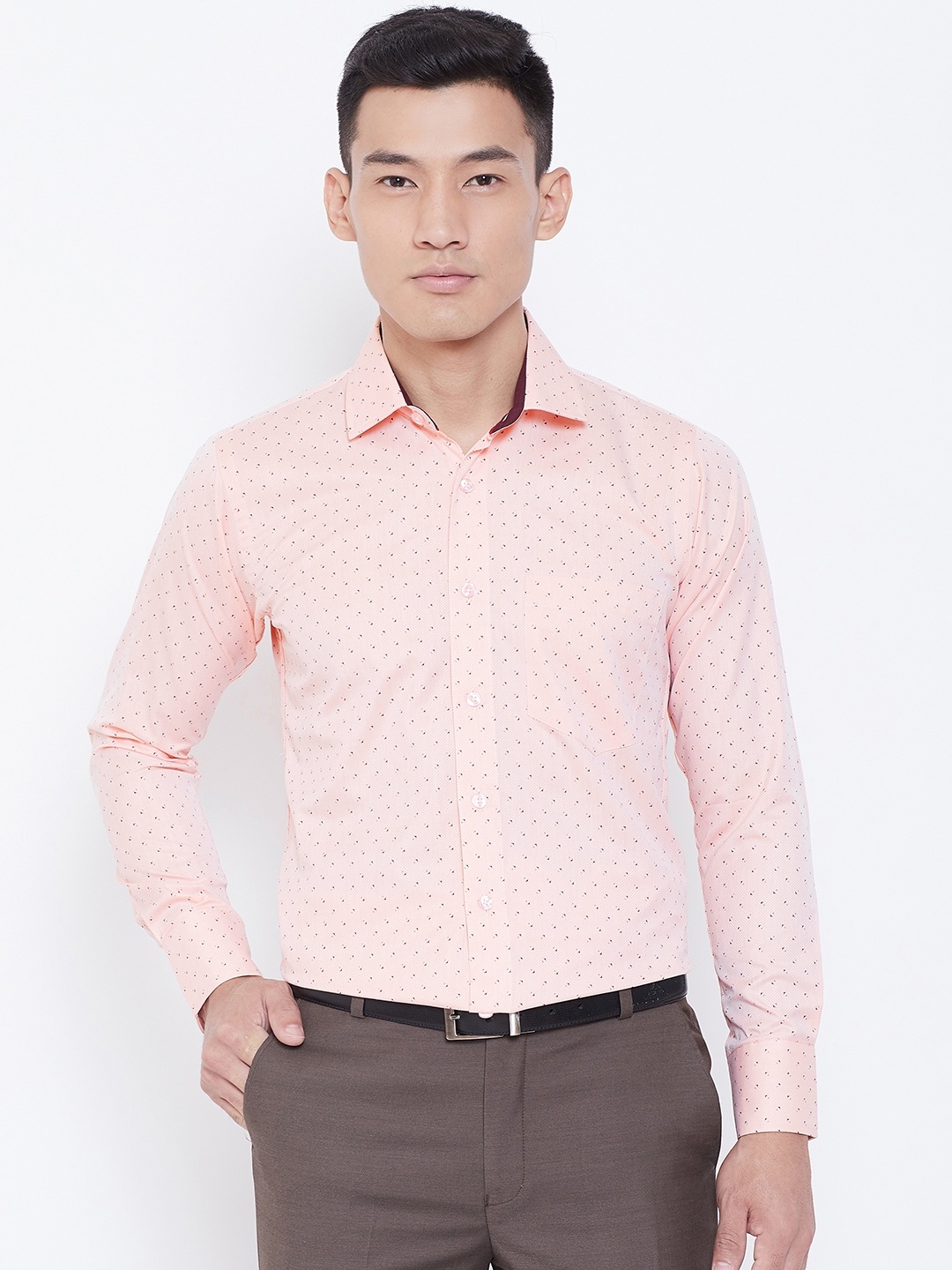 

Shaftesbury London Men Peach-Coloured Smart Slim Fit Printed Casual Shirt
