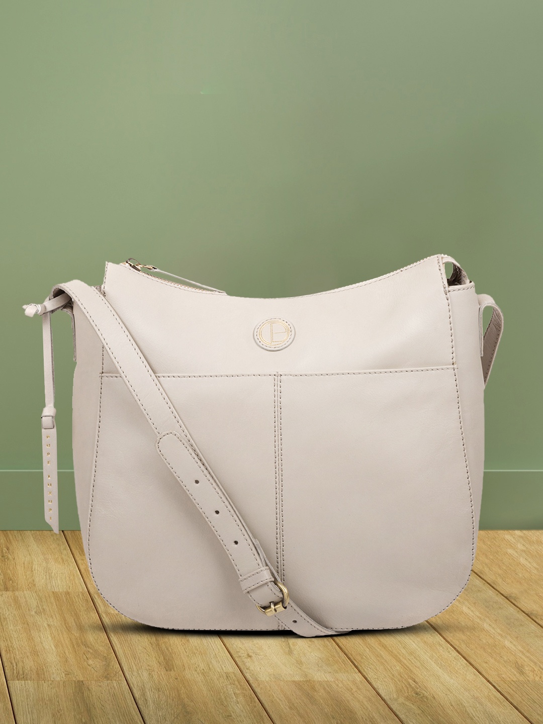 

PURE LUXURIES LONDON Women Grey Solid Genuine Leather Farlow Sling Bag