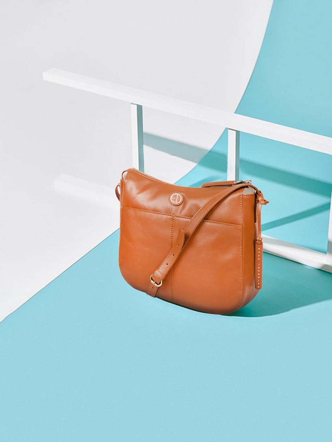 

PURE LUXURIES LONDON Women Tan Brown Solid Genuine Leather Farlow Sling Bag
