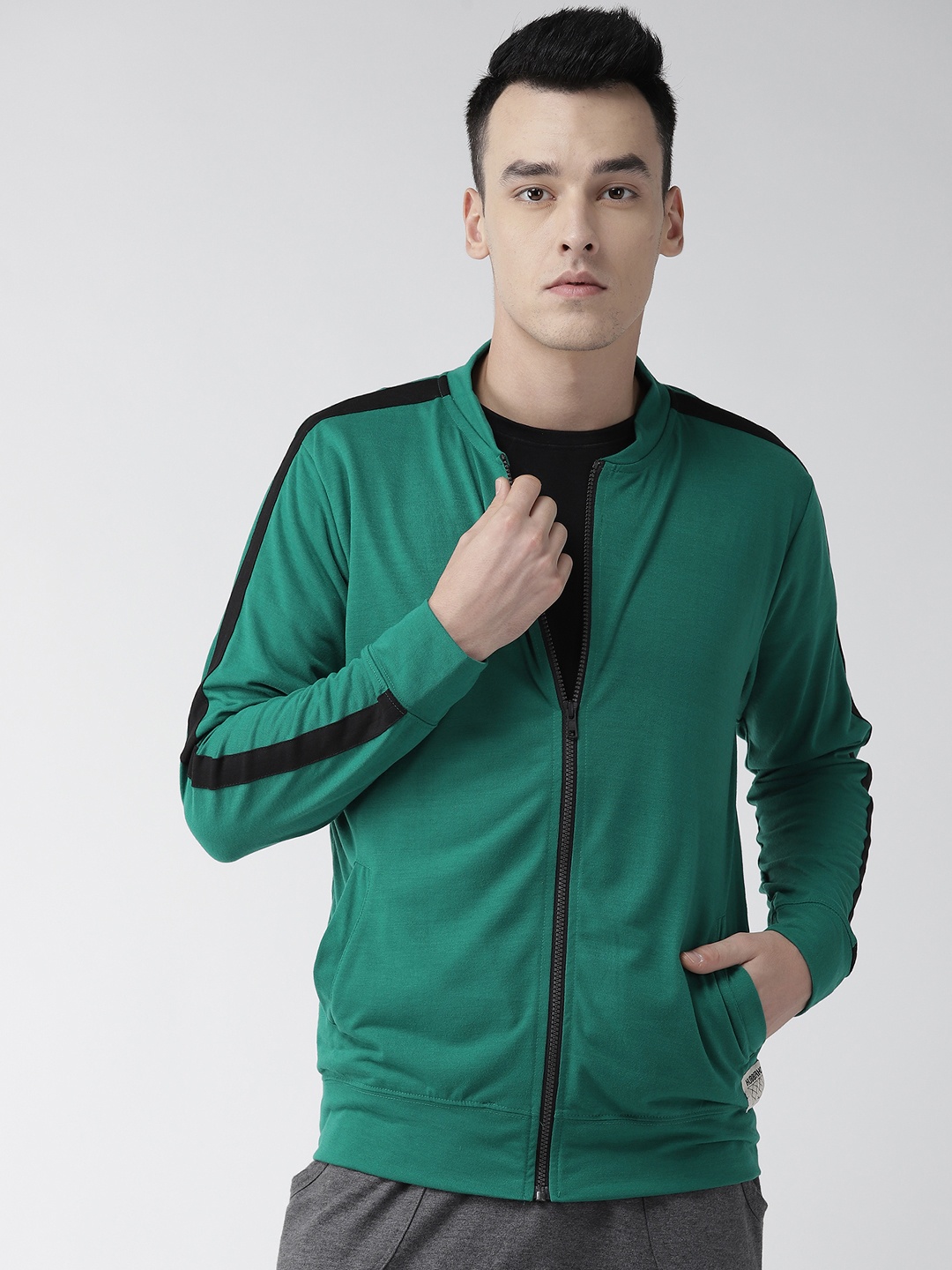 

Hubberholme Men Green Solid Sweatshirt
