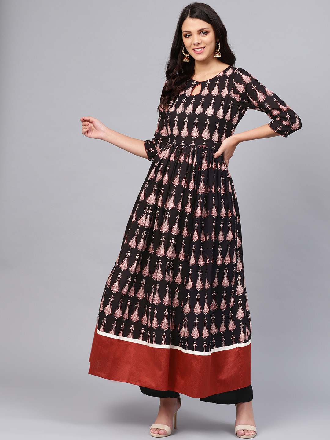 

Divena Women Black & Red Printed Anarkali Kurta