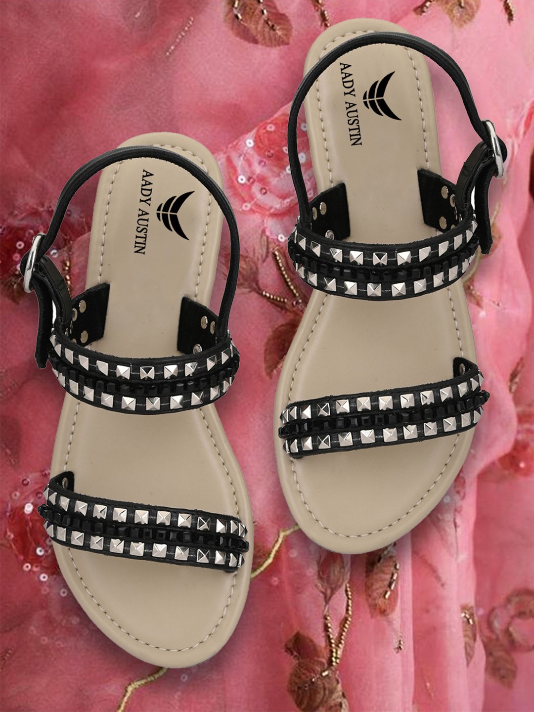 

AADY AUSTIN Women Black Embellished Open Toe Flats