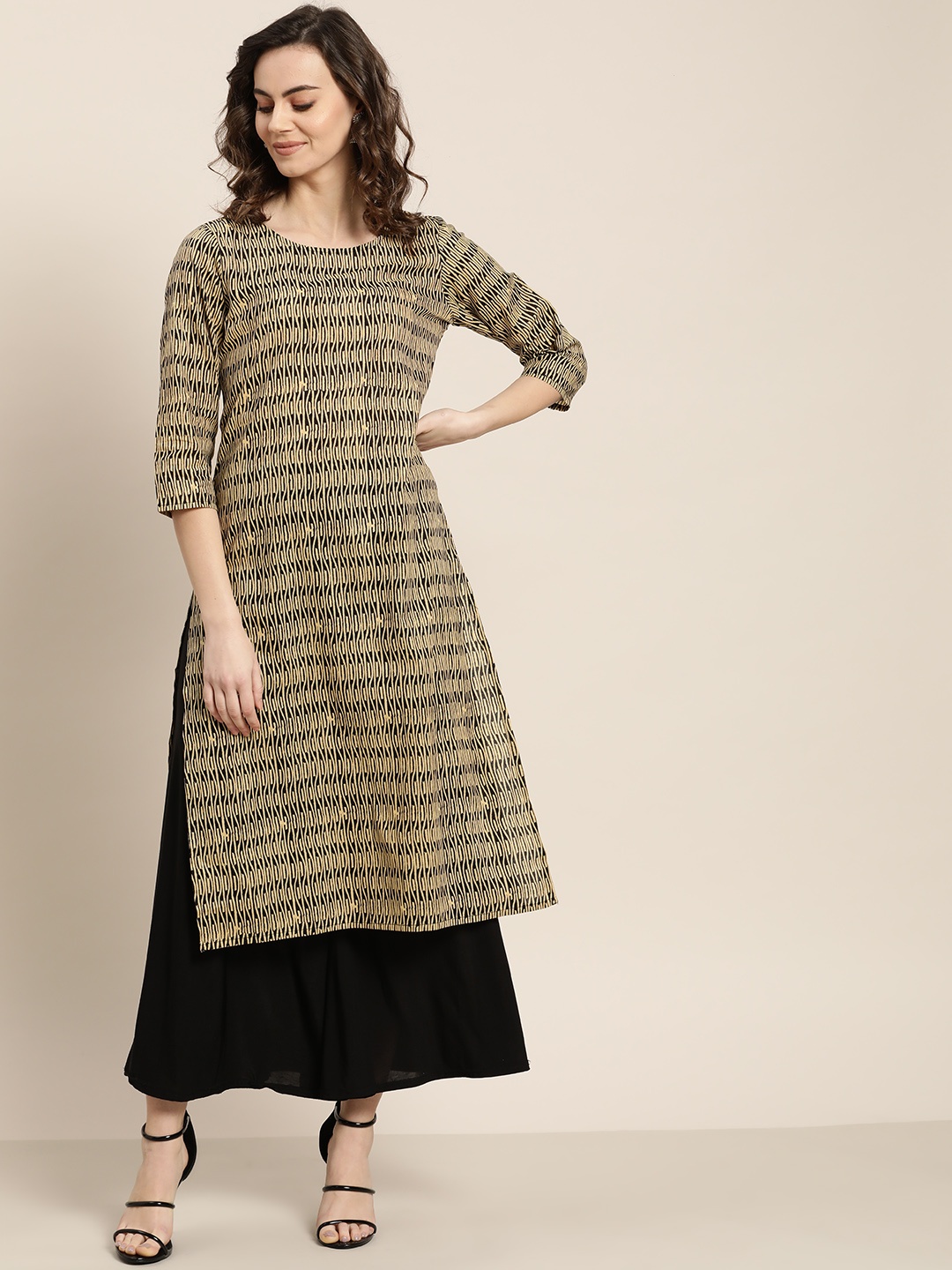 

Sangria Women Black & Beige Printed Straight Kurta
