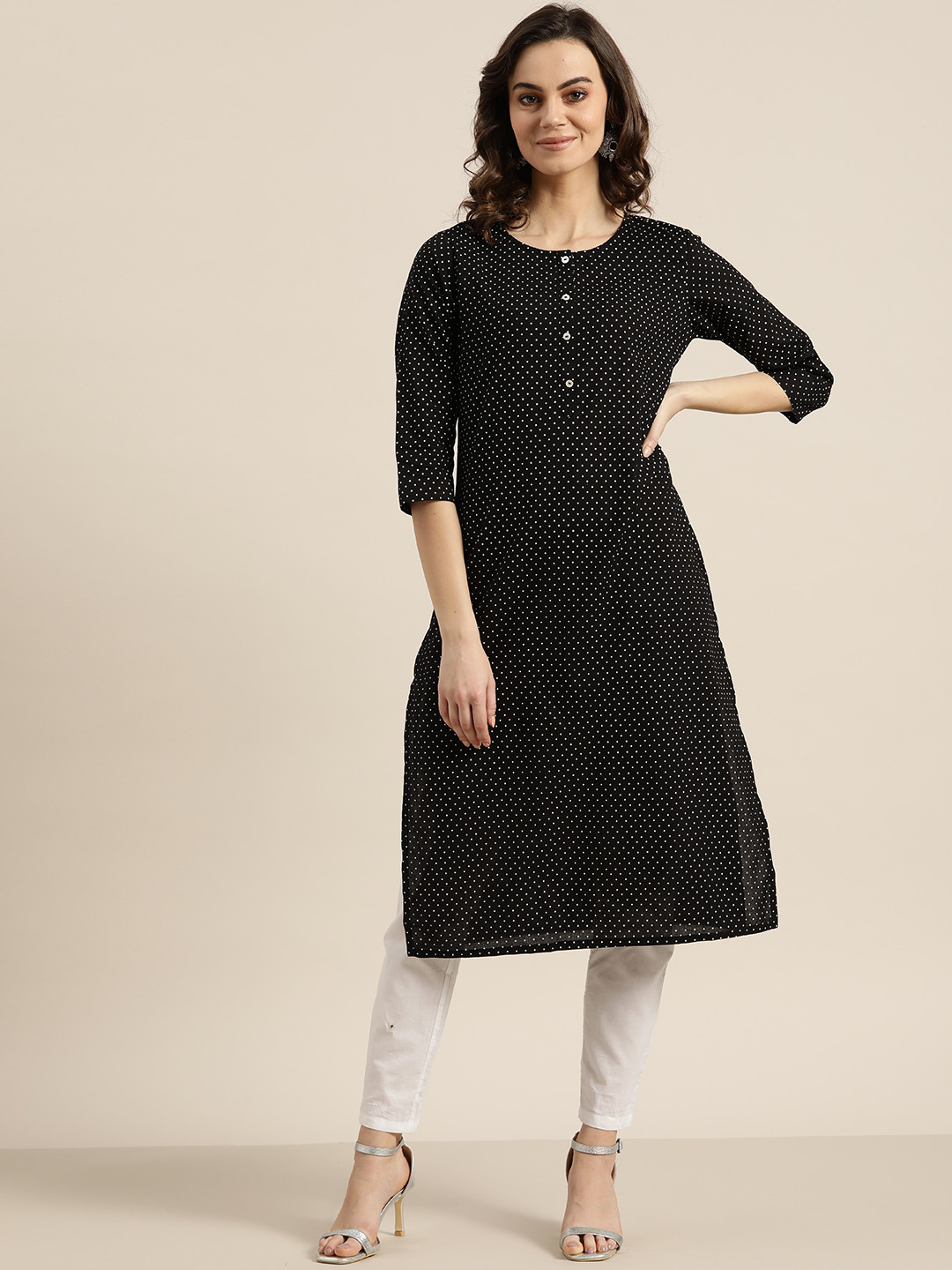 

Sangria Women Black & White Printed Straight Kurta
