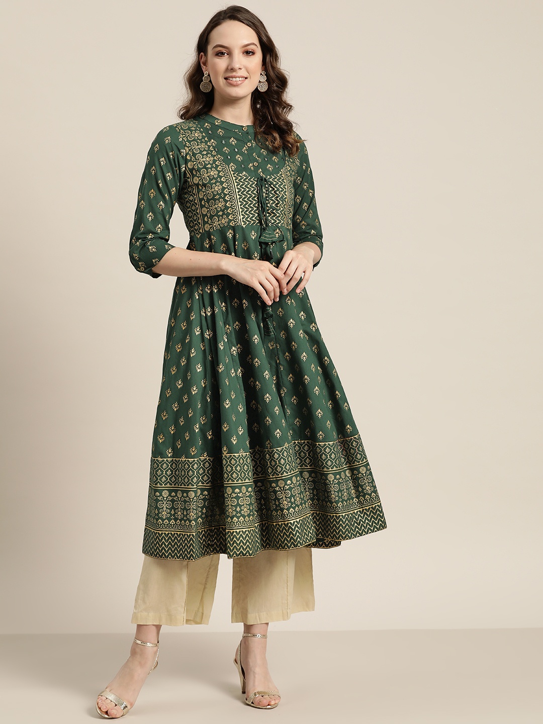 

Sangria Women Green & Golden Printed Anarkali Kurta