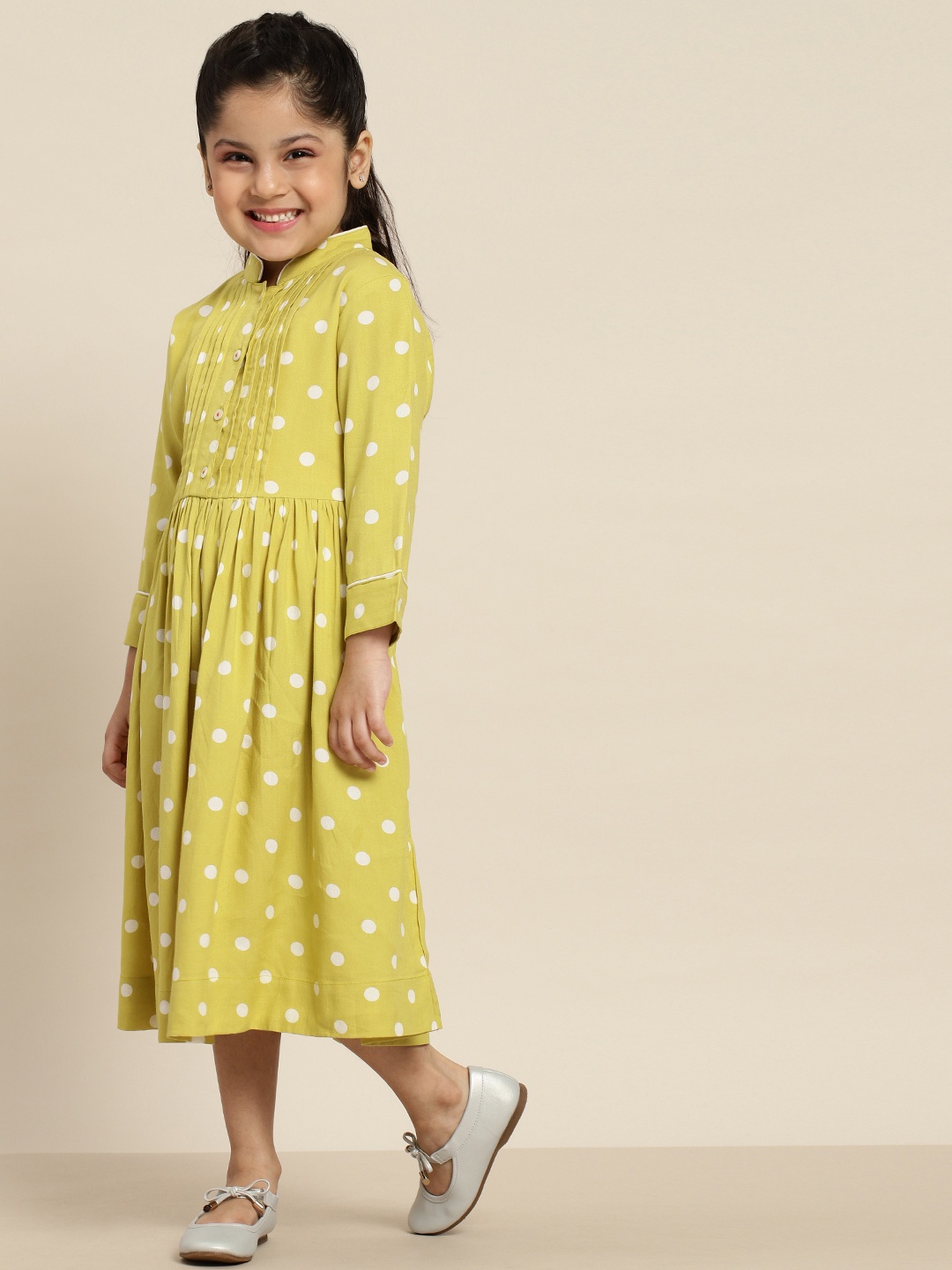 

Sangria Girls Lime Green & White Polka Dots Printed Fit & Flare Dress