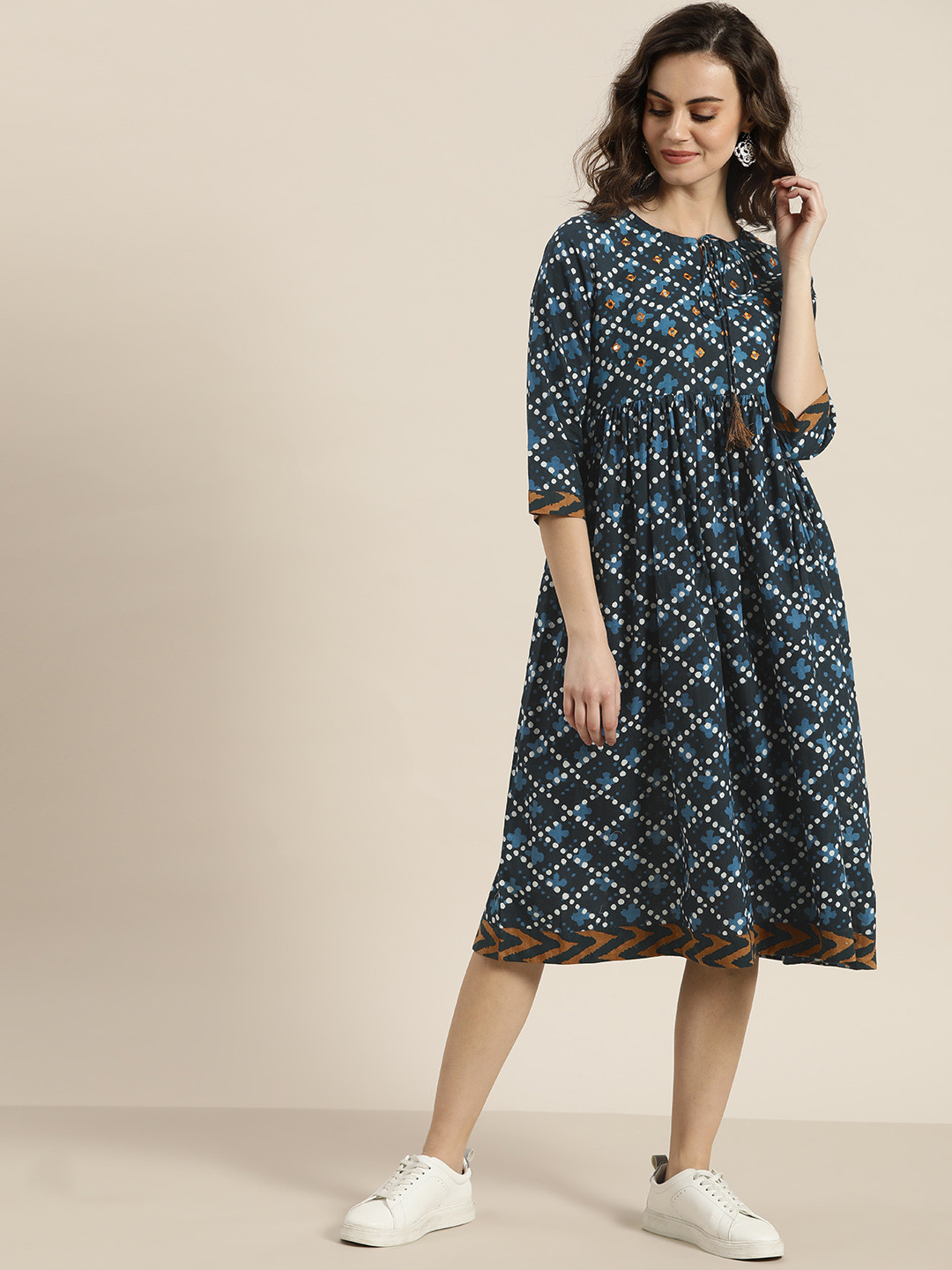 

Sangria Women Navy & Off-White Printed A-Line Dress, Navy blue
