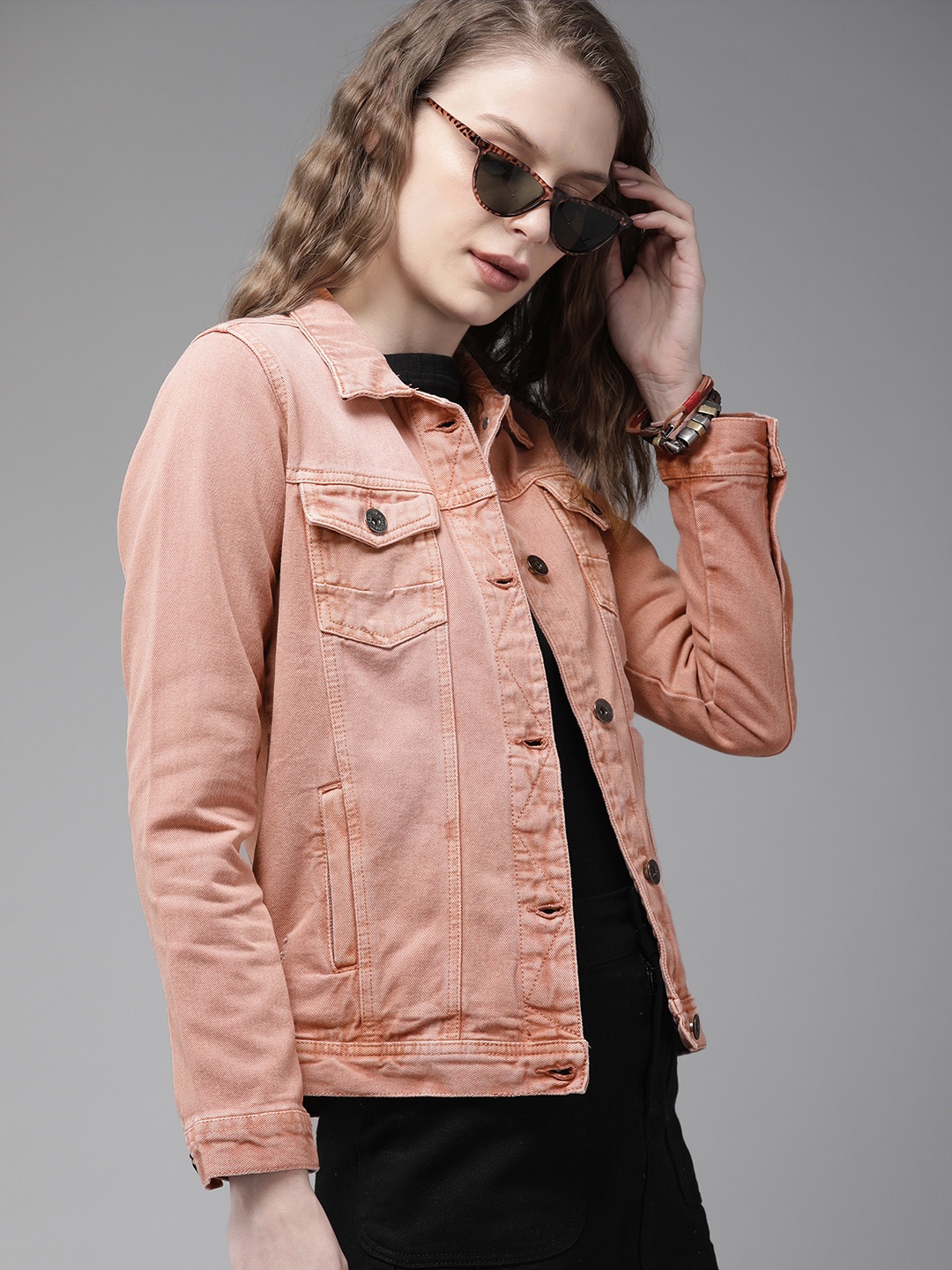 

The Roadster Lifestyle Co Women Peach-Coloured Solid Trucker Denim Jacket