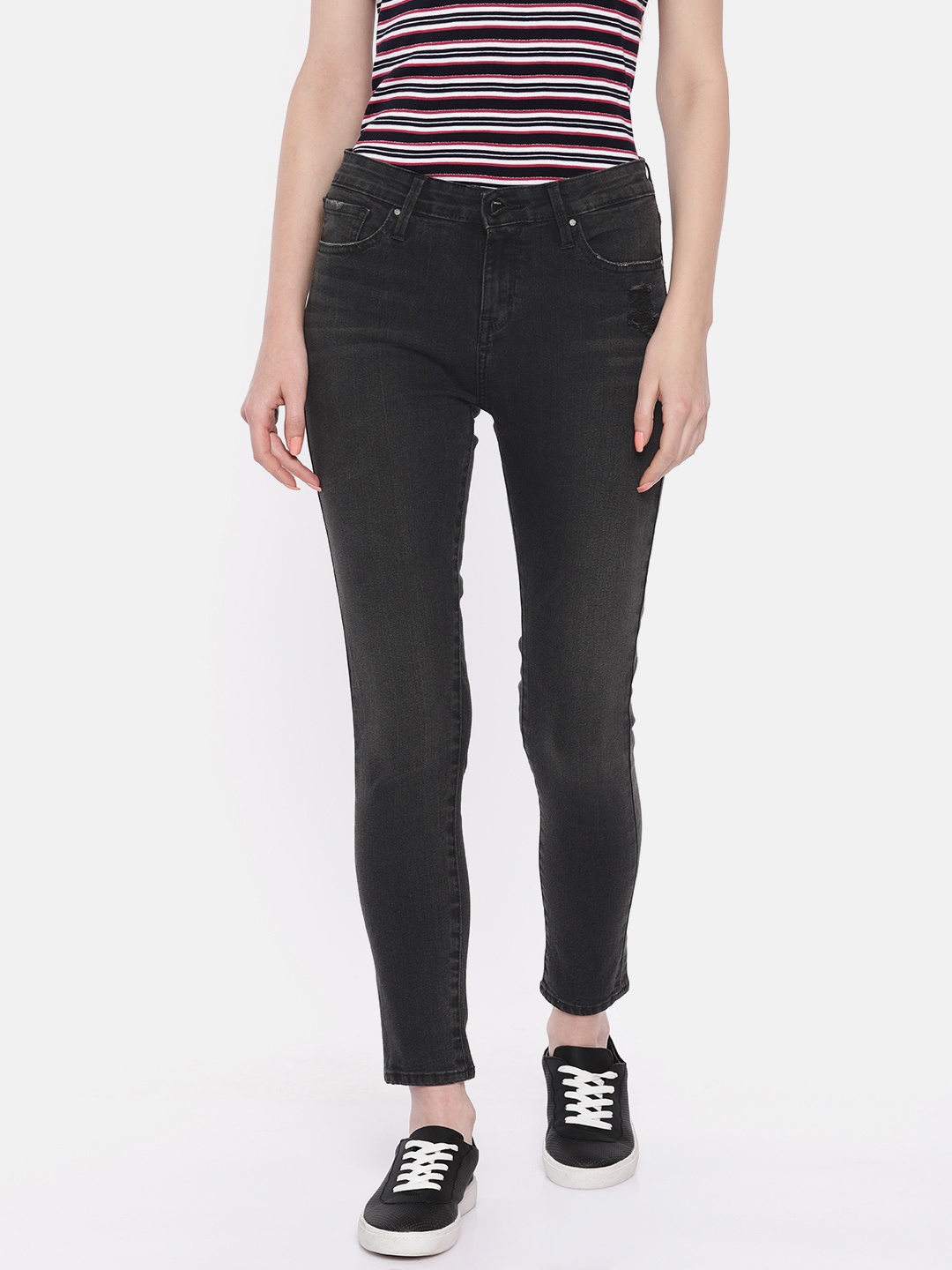 

SPYKAR Women Black Adora Skinny Fit Mid-Rise Low Distress Cropped Stretchable Jeans