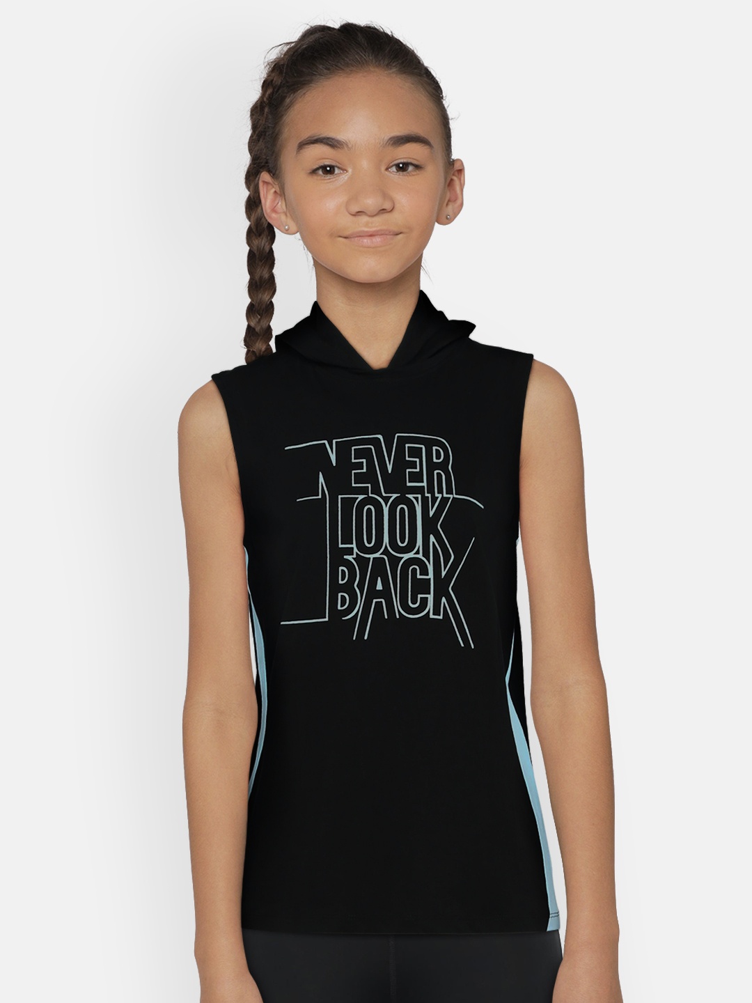 

HRX by Hrithik Roshan Girls Black Printed Hood T-shirt
