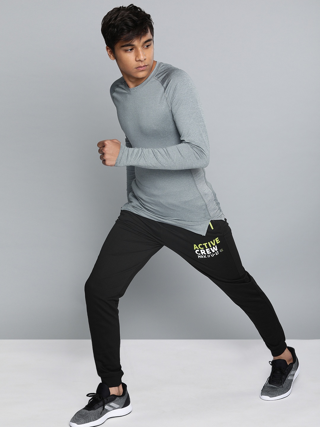 

HRX by Hrithik Roshan Boys Black Printed Slim Fit Active Joggers