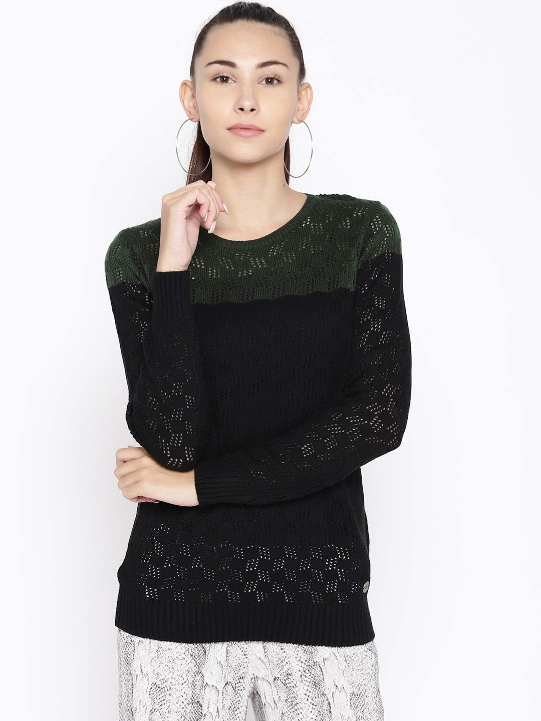 

Cayman Women Black & Green Self-Design Sweater