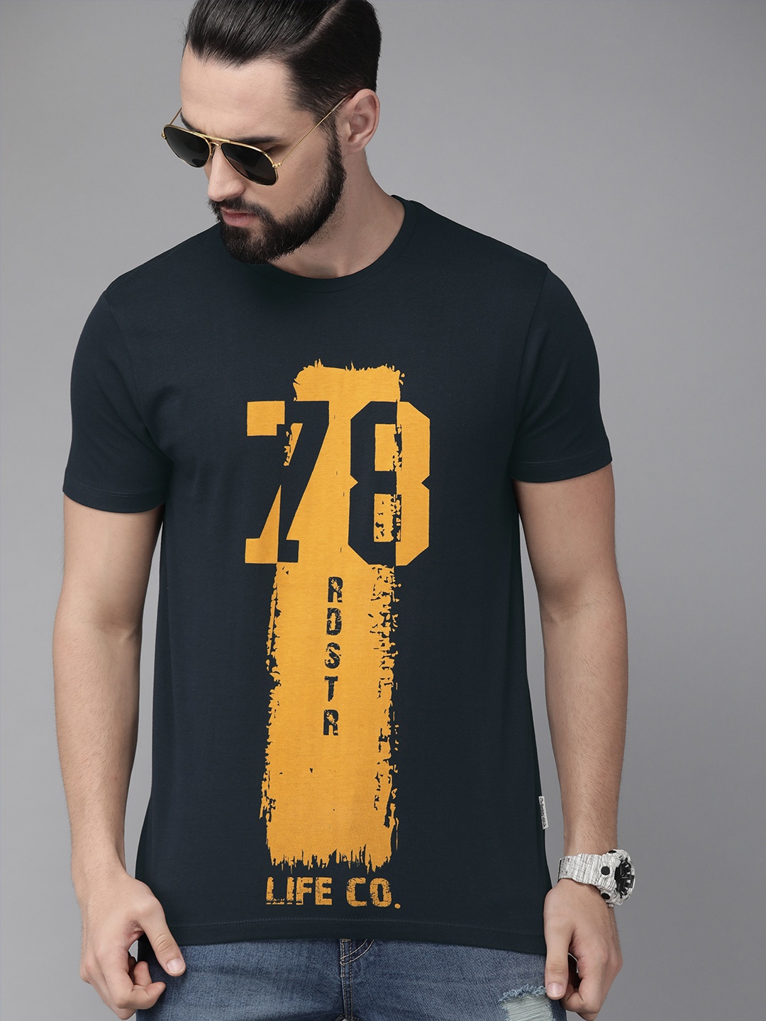 

The Roadster Lifestyle Co Men Navy Blue Printed Round Neck Pure Cotton T-shirt