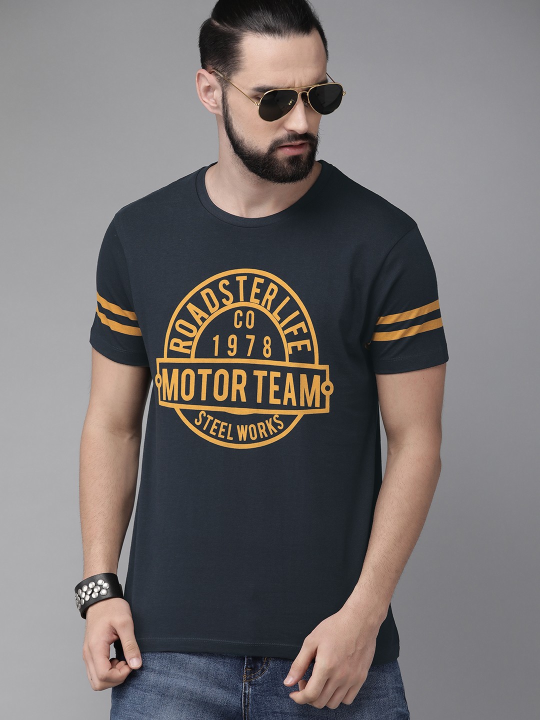 

The Roadster Lifestyle Co Men Navy Blue Printed Round Neck Pure Cotton T-shirt