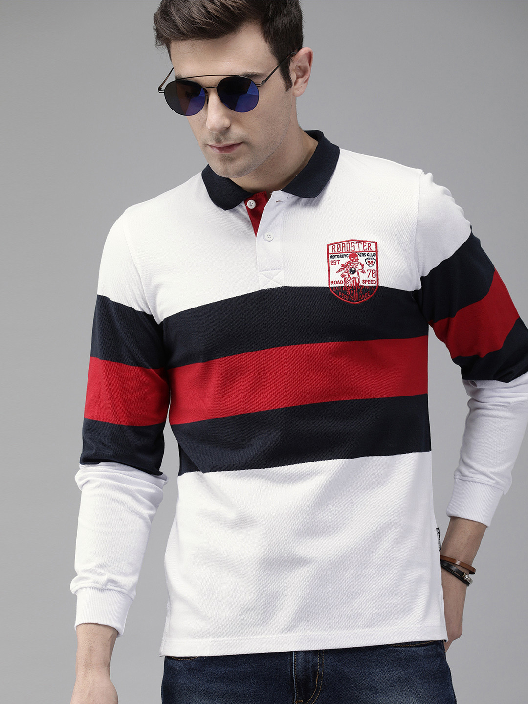 

The Roadster Lifestyle Co Men White Navy Blue Striped Round Neck Pure Cotton T-shirt