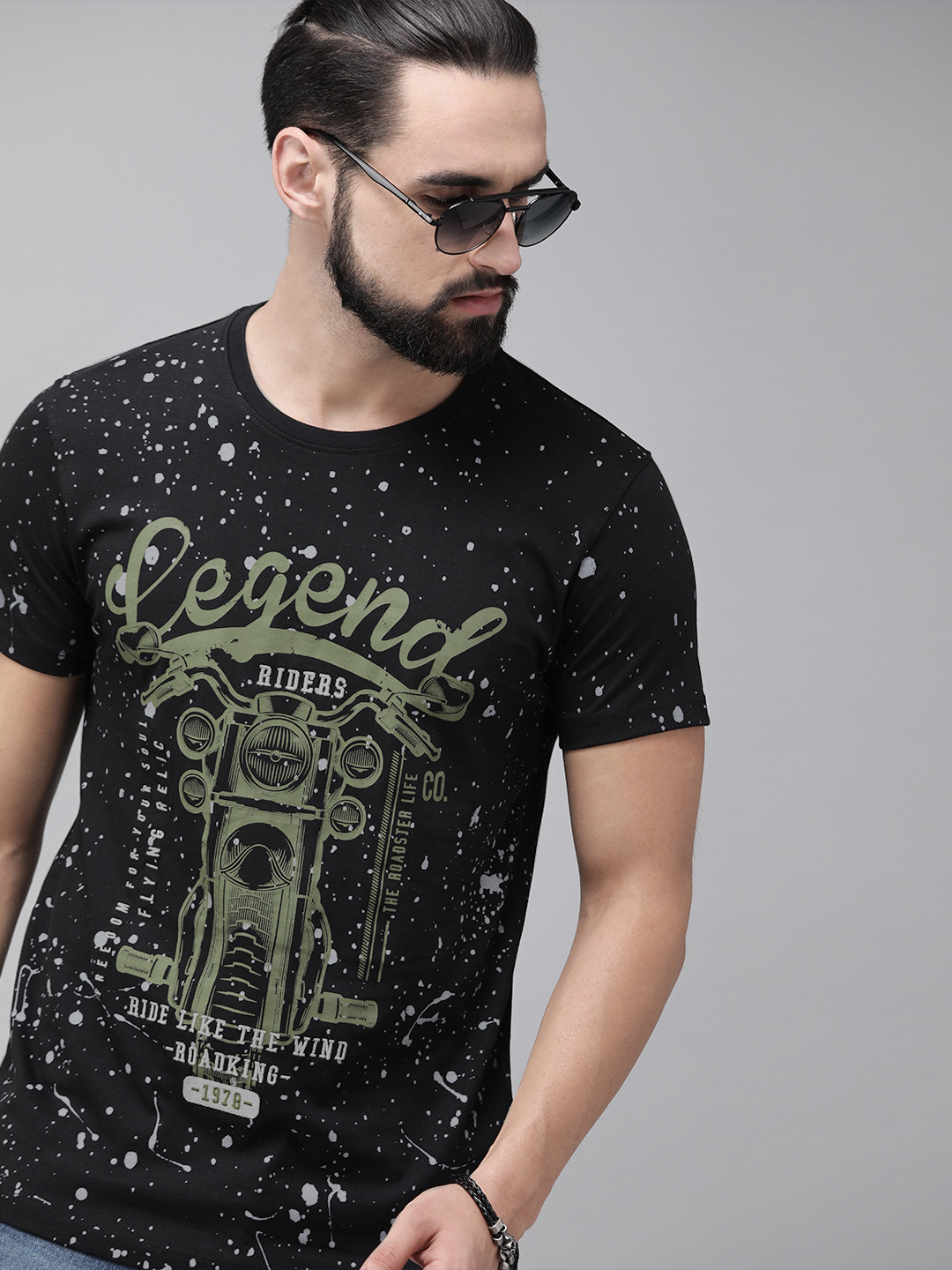 

The Roadster Lifestyle Co Men Black Printed Round Neck Pure Cotton T-shirt