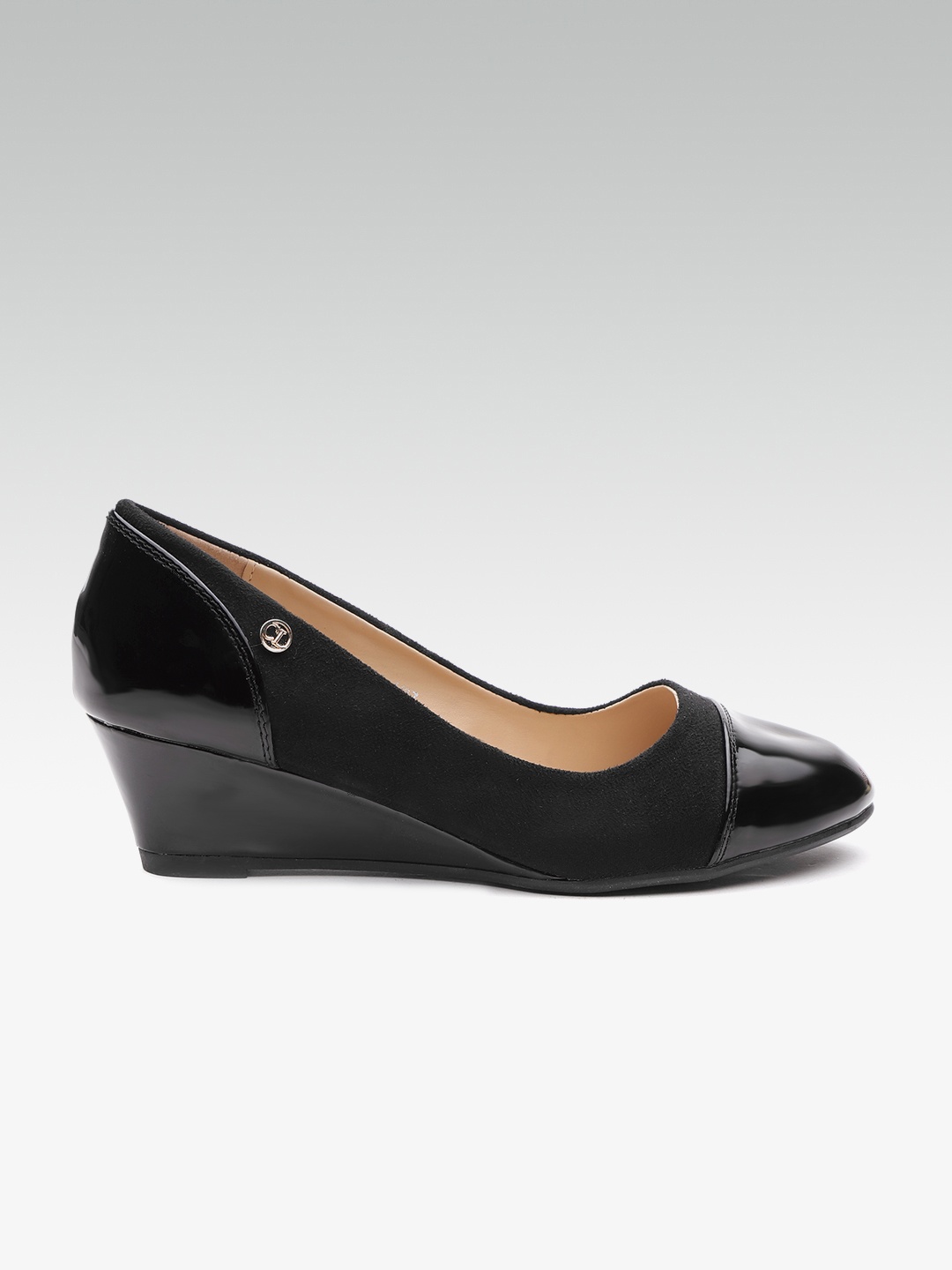 

Carlton London Women Black Solid Pumps
