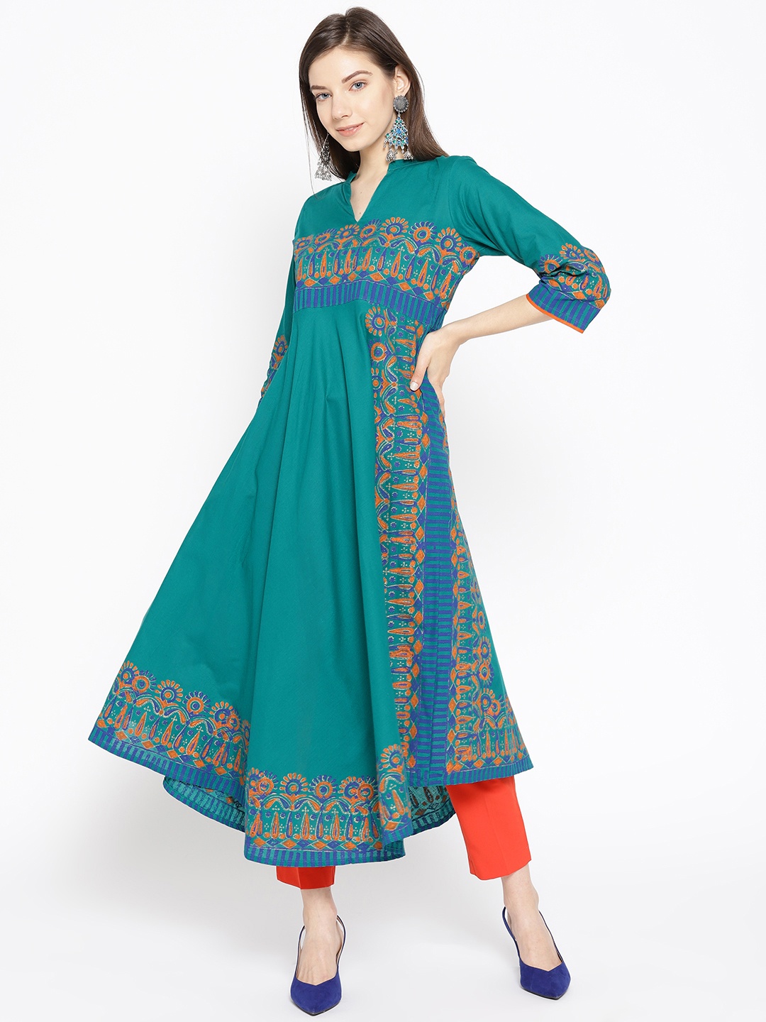 

Varkha Fashion Women Green Asymmetric Printed A-Line Kurta