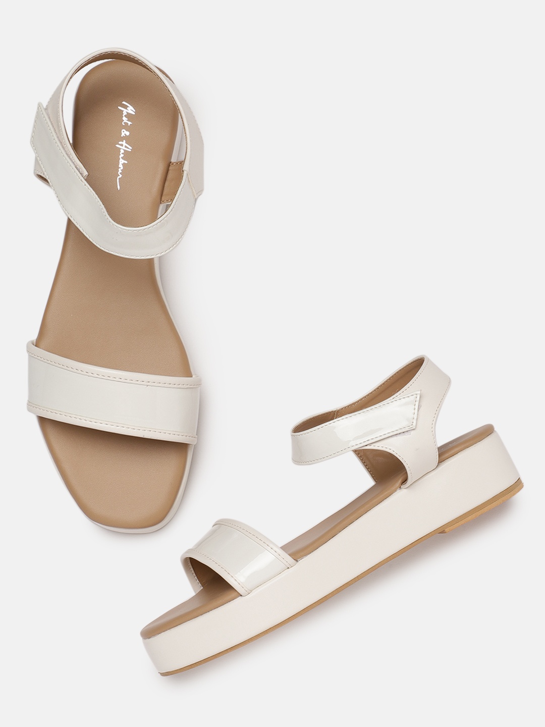 

Mast & Harbour Women White Solid Flatforms