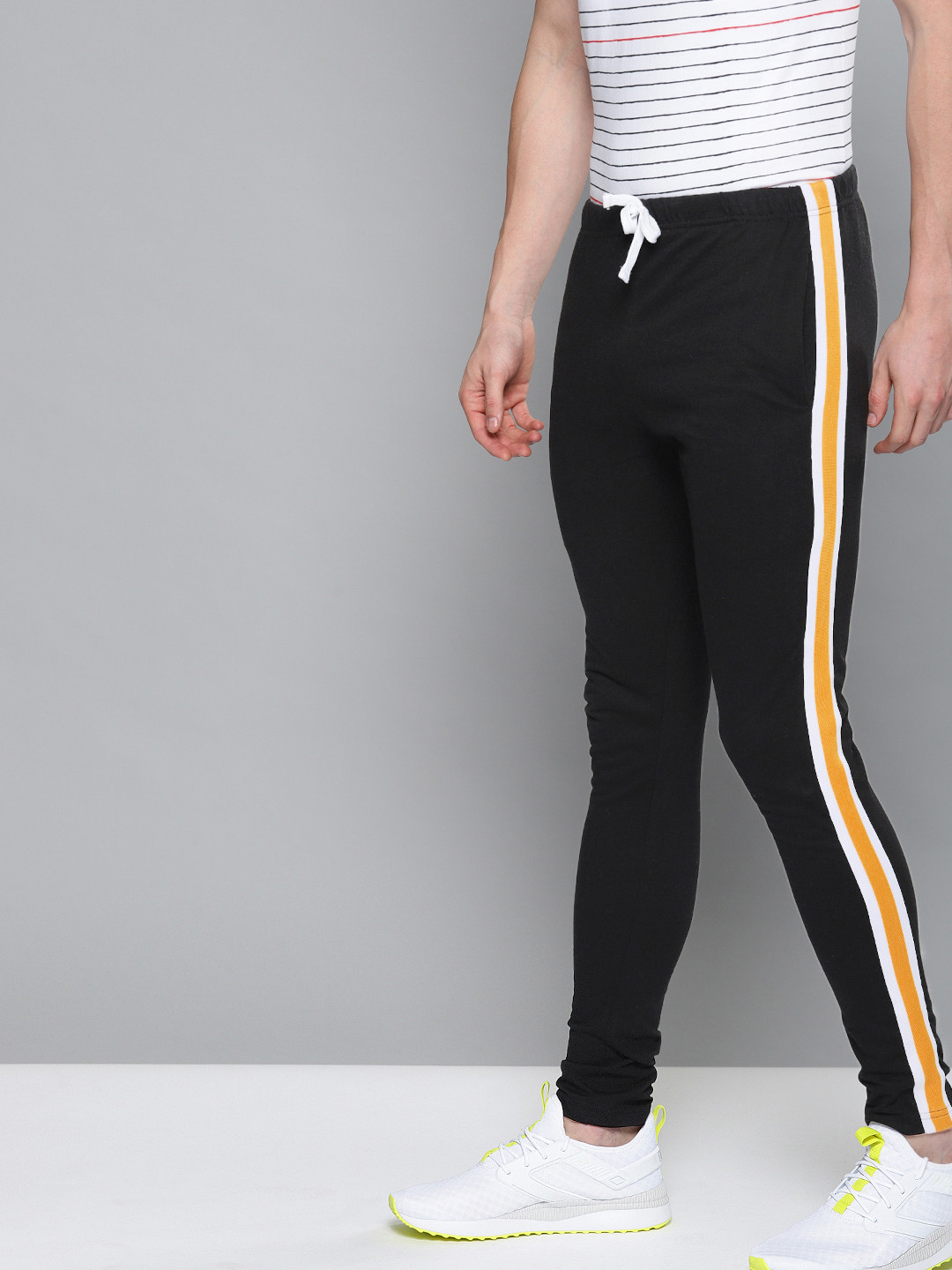 

Dillinger Men Black Solid Track Pants