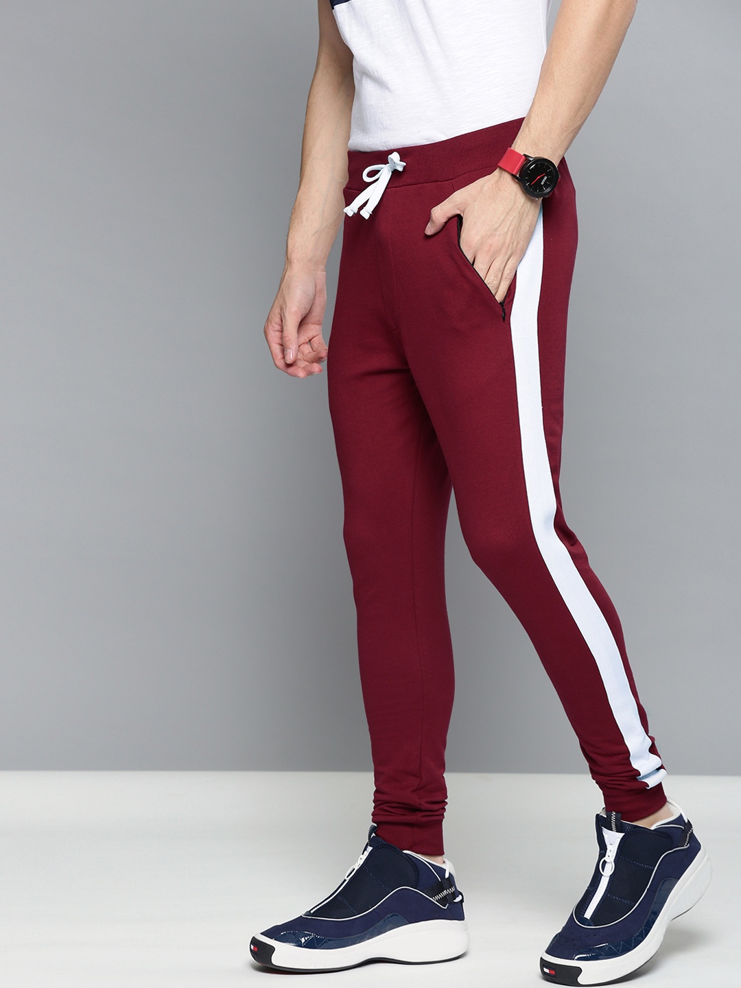 

DILLINGER Men Maroon Solid Straight Fit Track Pants