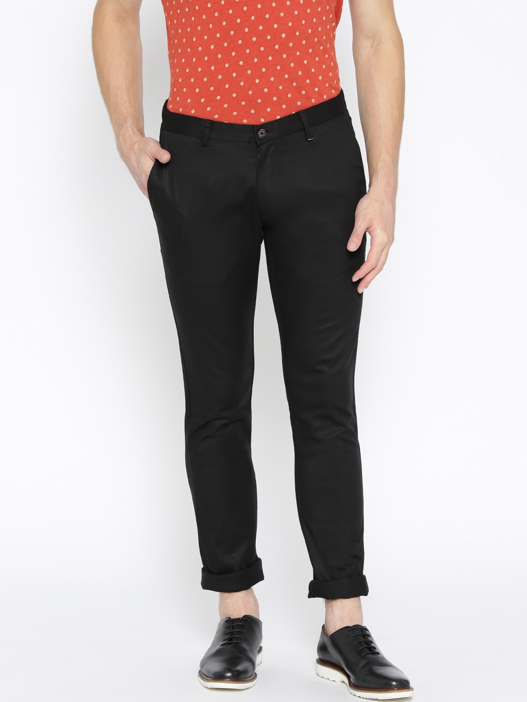 

Blackberrys Men Black Regular Fit Solid Chinos