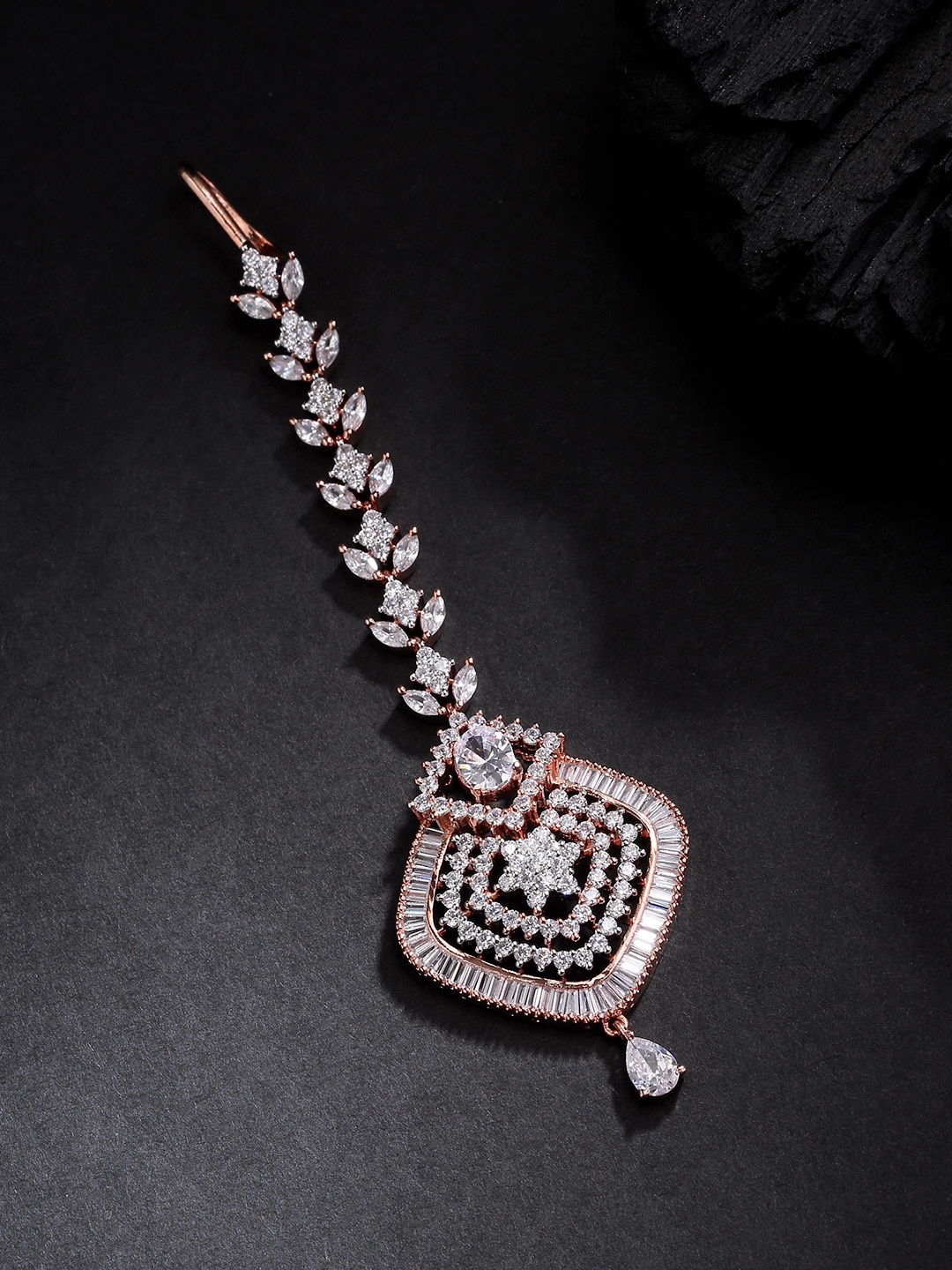 

Priyaasi Rose Gold-Plated Stone-Studded Handcrafted Maang Tika