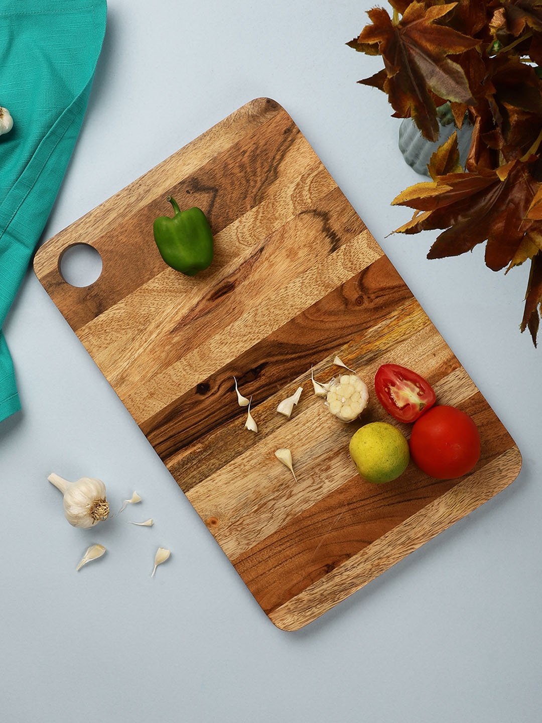 

VarEesha Brown Striped Chopping Board