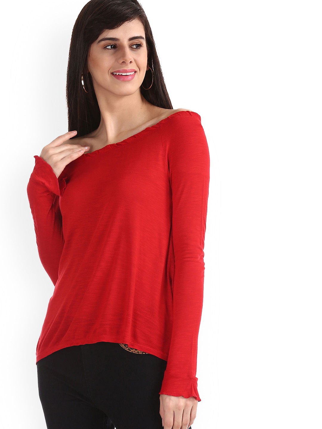 

Sugr Women Red Solid Top