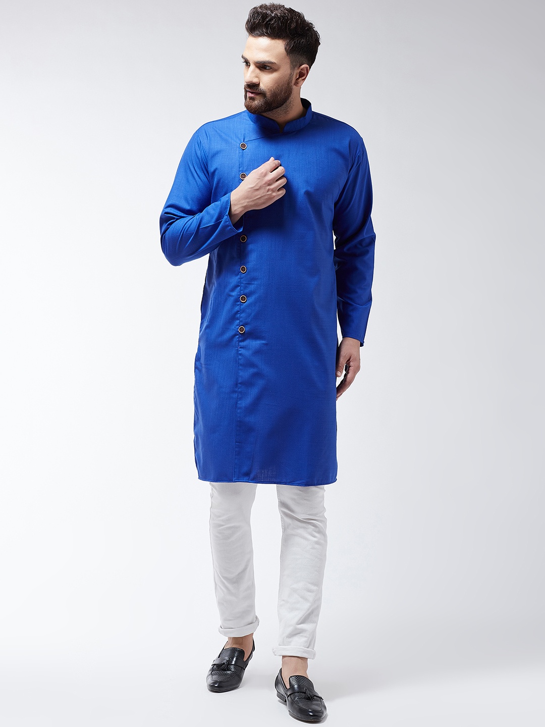 

SOJANYA Men Blue Solid Straight Kurta