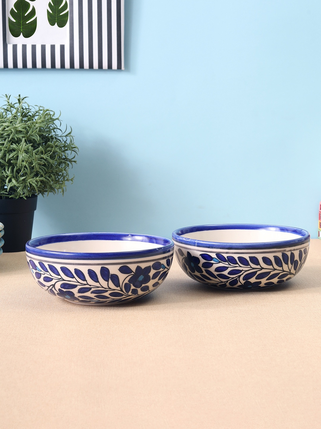 

VarEesha Set of 2 Blue Printed Ceramic Bowls