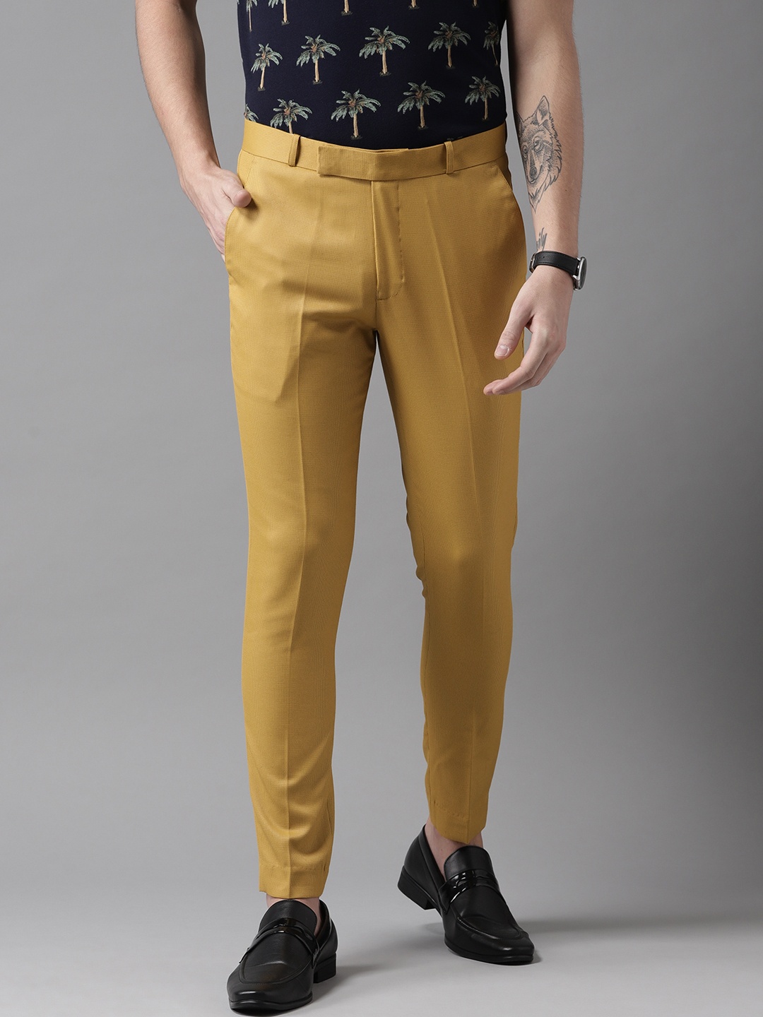 

DENNISON Men Mustard Yellow Smart Tapered Fit Textured Regular Trousers