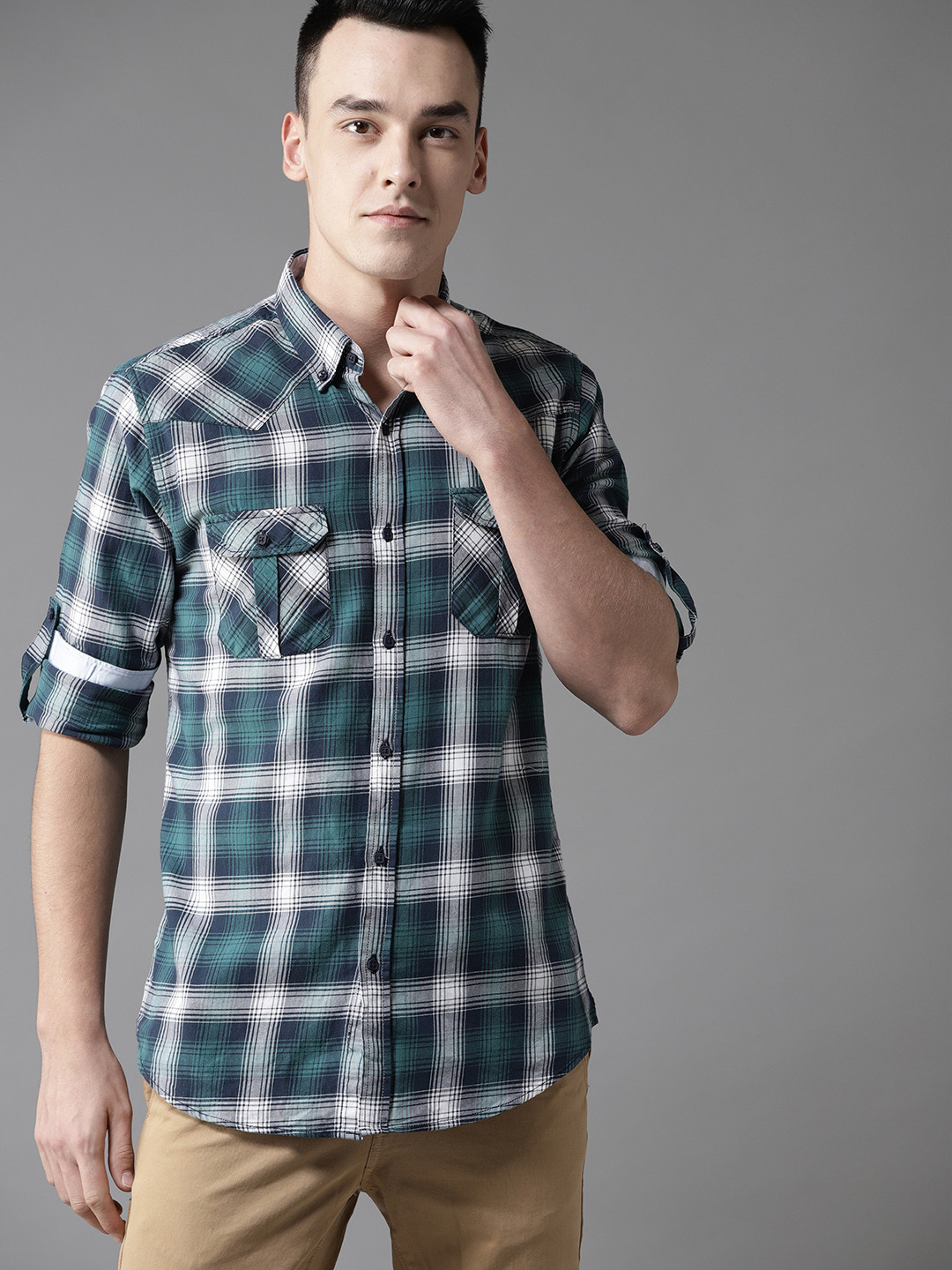 

DENNISON Men Green & White Smart Slim Fit Checked Casual Shirt