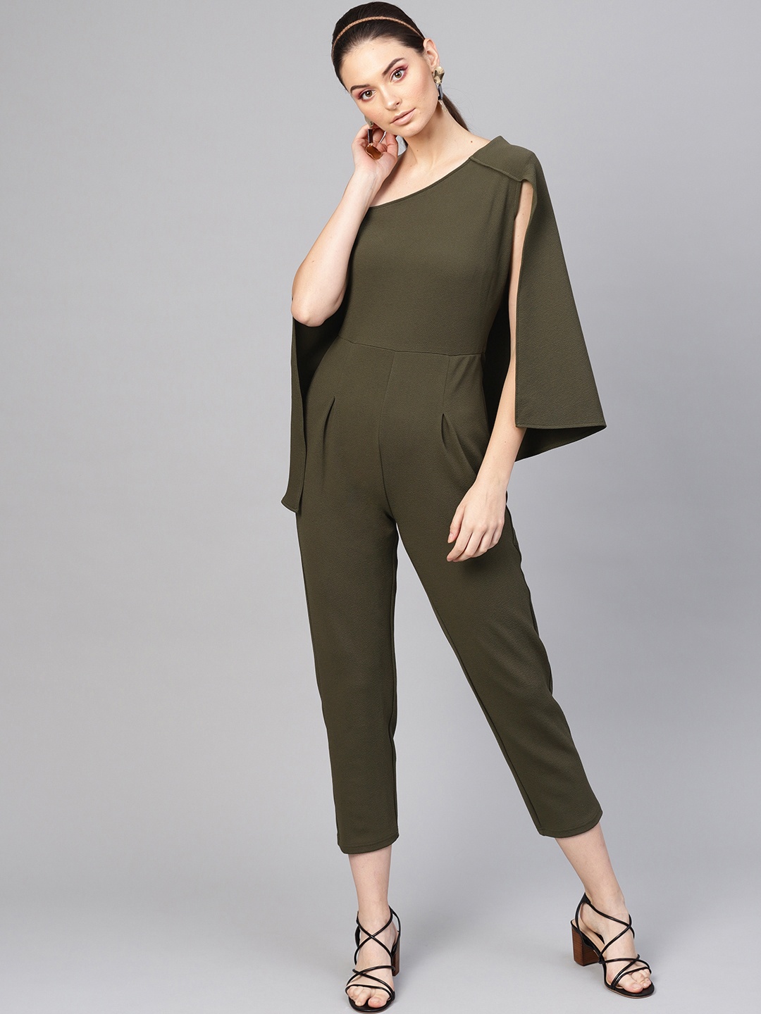 

SASSAFRAS Women Olive Green Solid Culotte Jumpsuit