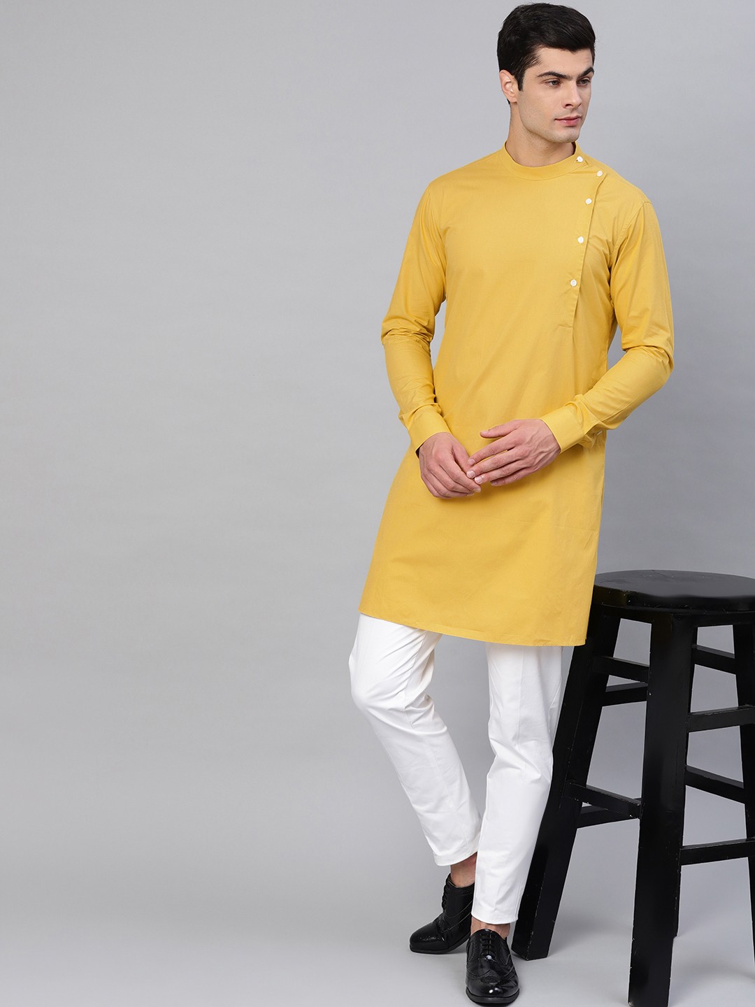 

See Designs Men Mustard Yellow Solid Straight Kurta