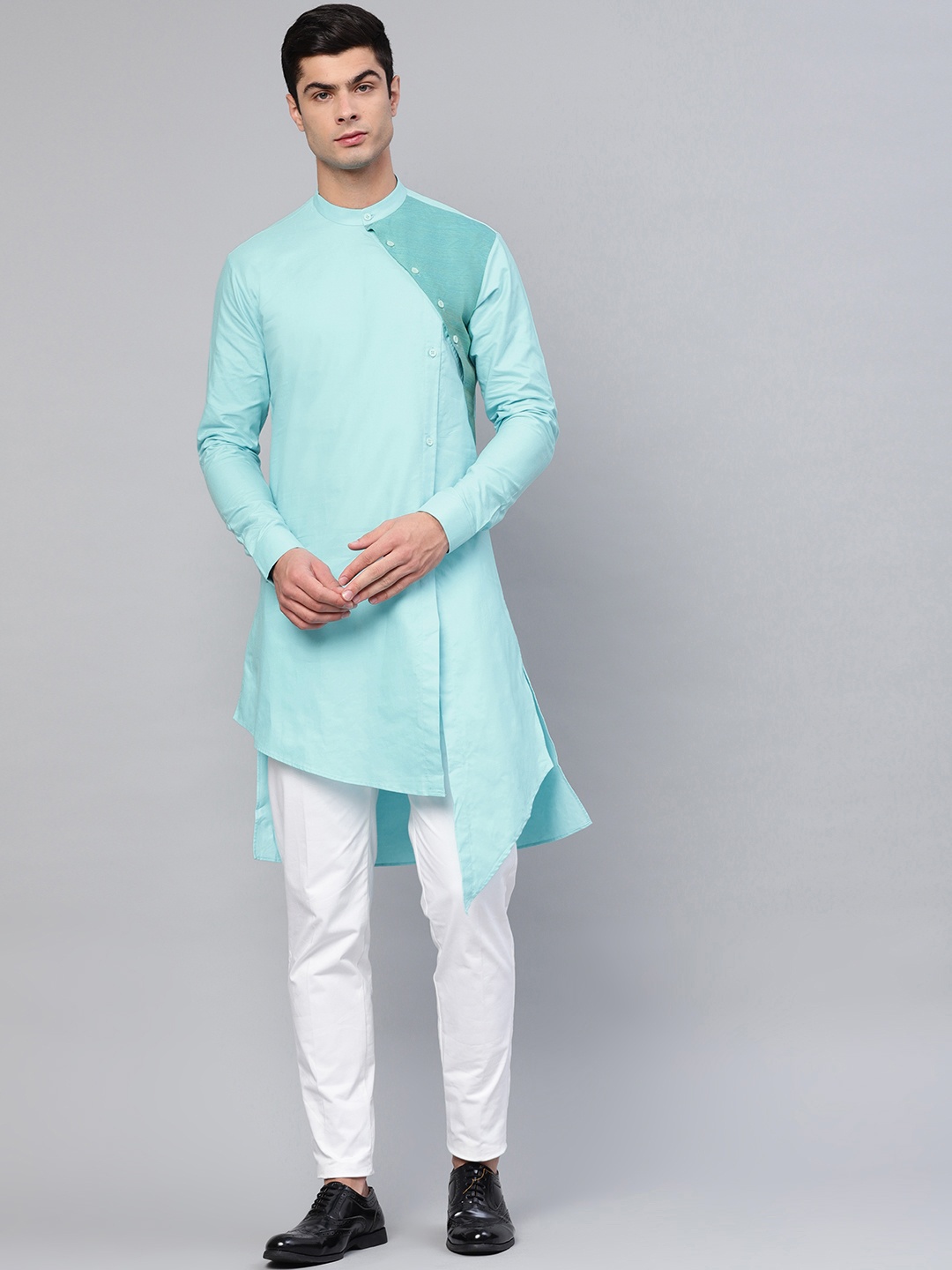 

See Designs Men Blue Solid Straight Kurta
