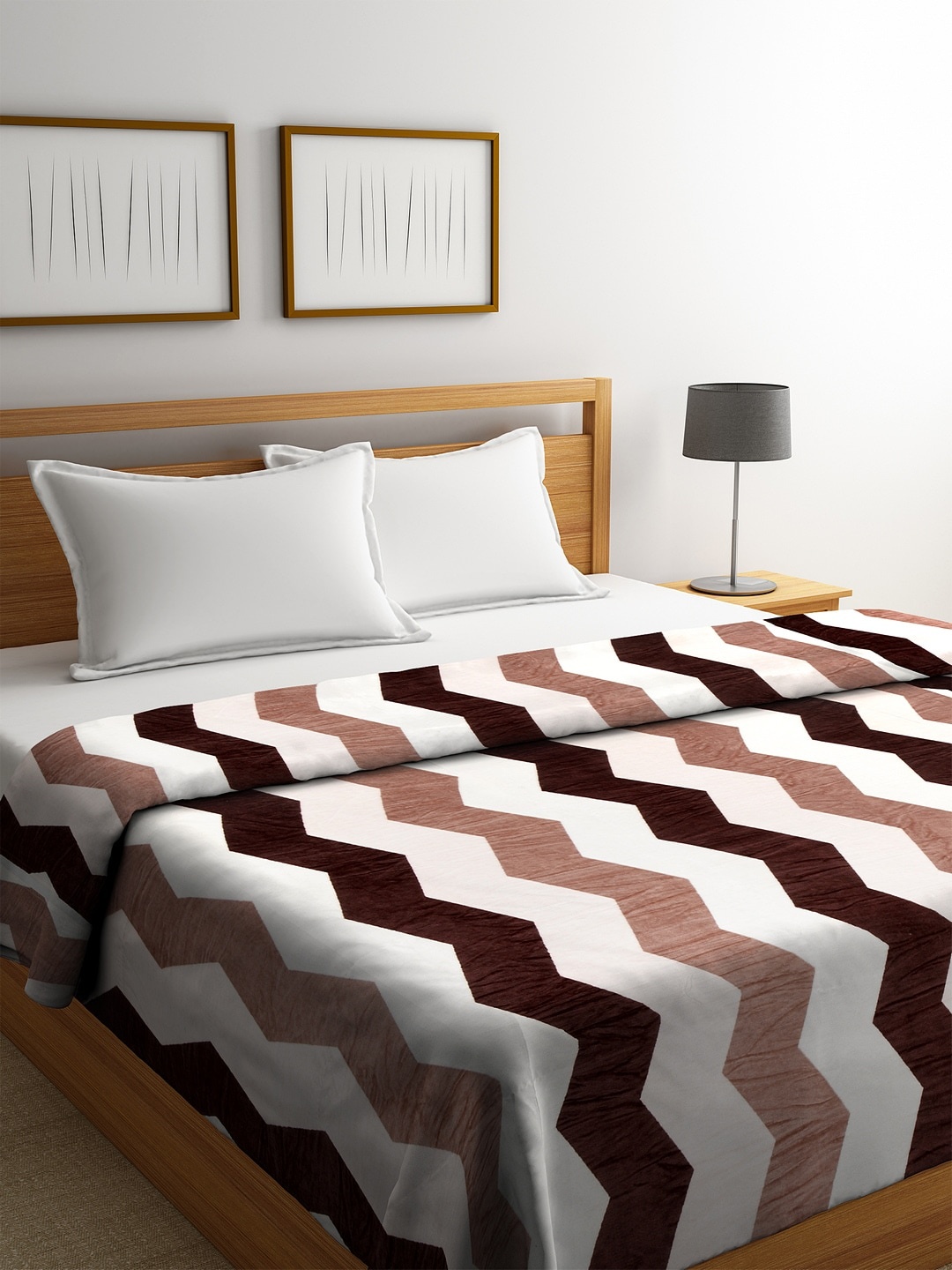 

Cortina Multicoloured Geometric AC Room 233 GSM Double Bed Blanket, Multi