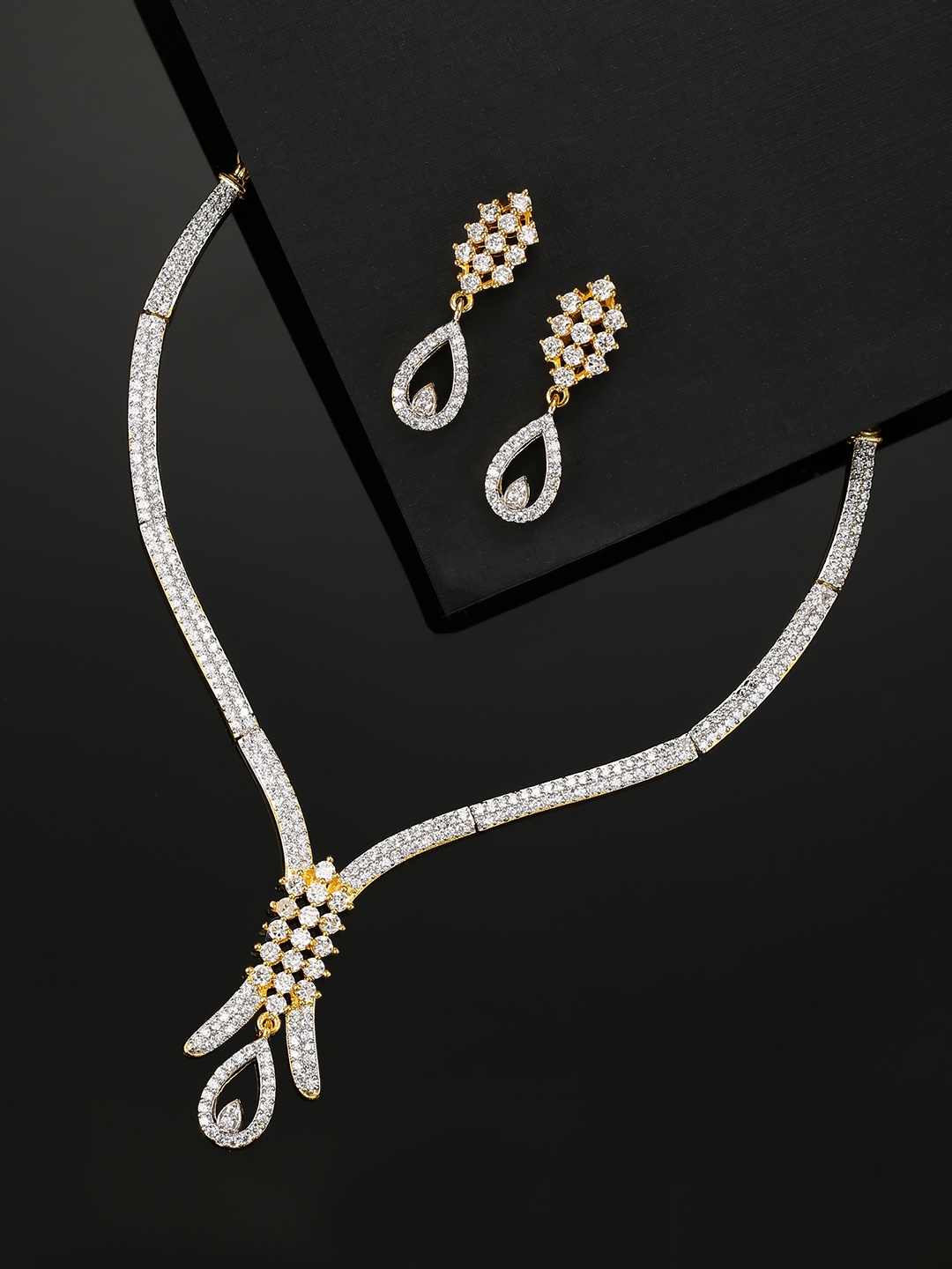 

Priyaasi Gold-Plated AD-Studded Handcrafted Jewellery Set