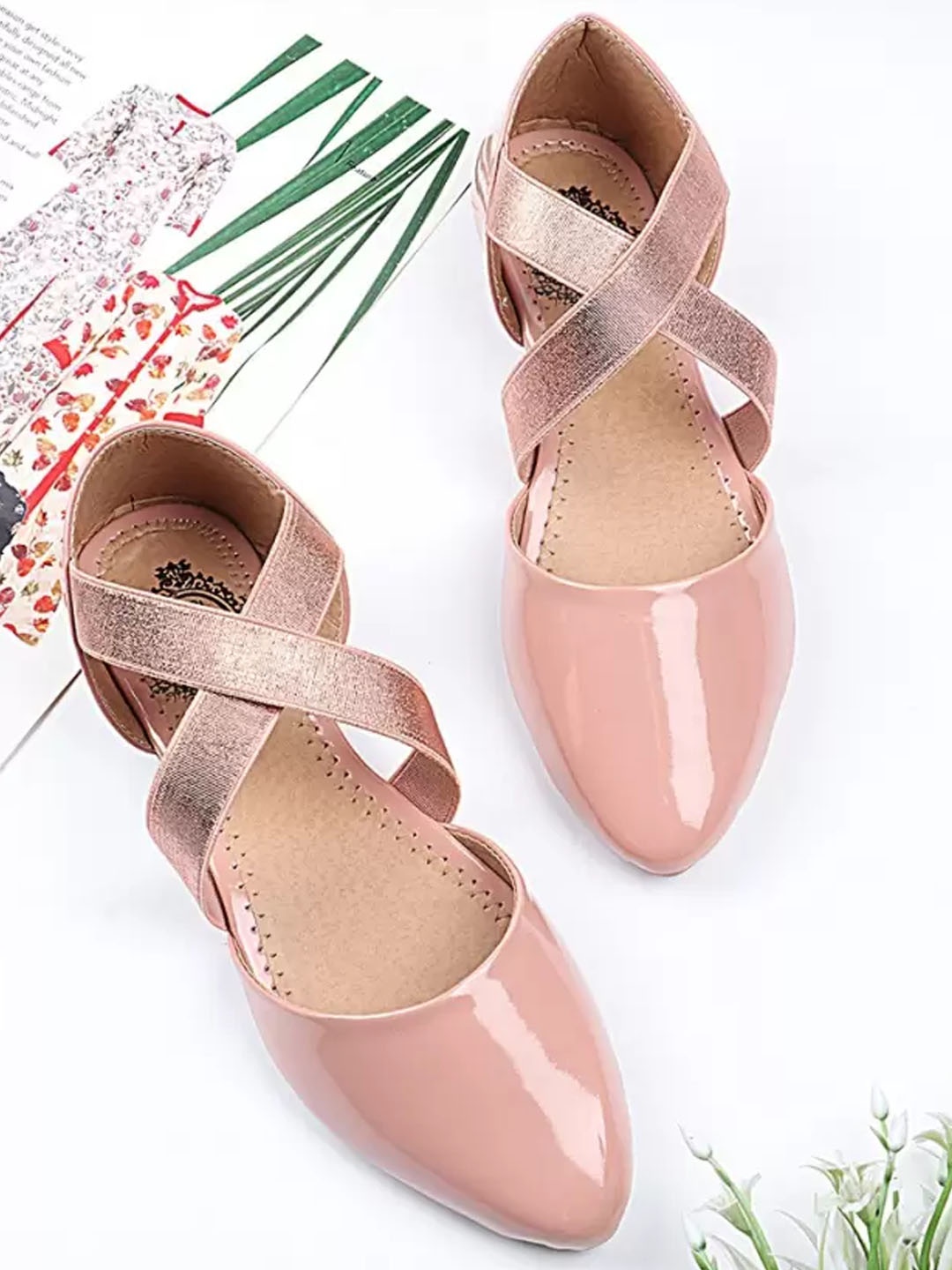 

Shoetopia Women Pink Solid Ballerinas