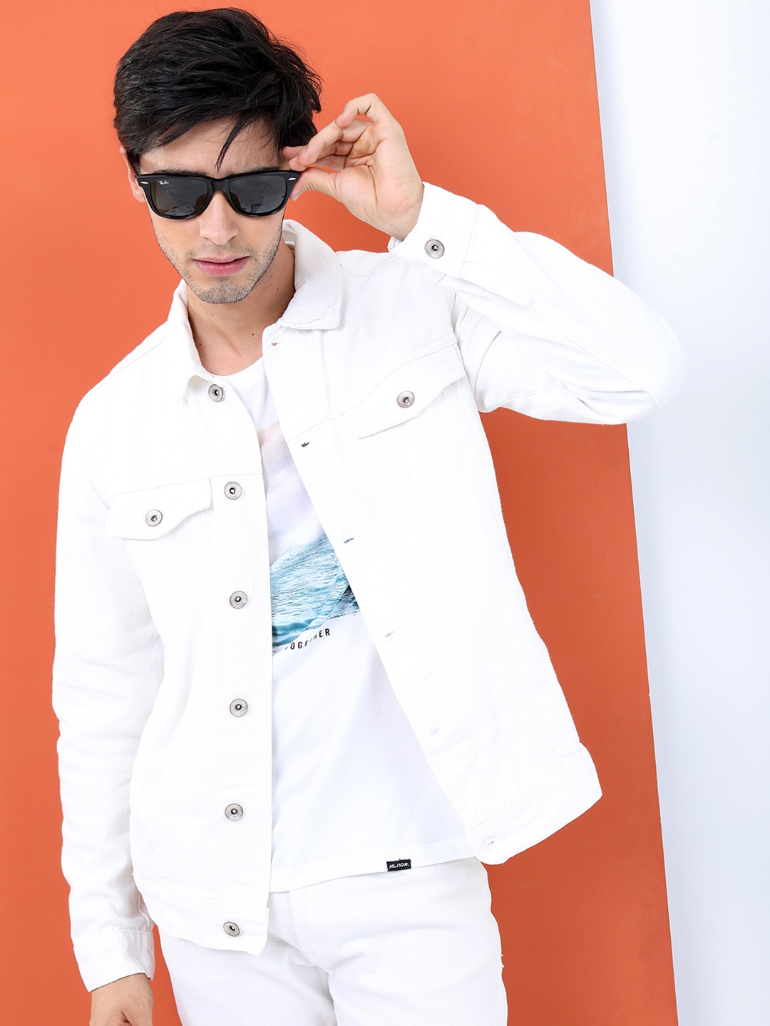 

LOCOMOTIVE Men White Solid Denim Jacket