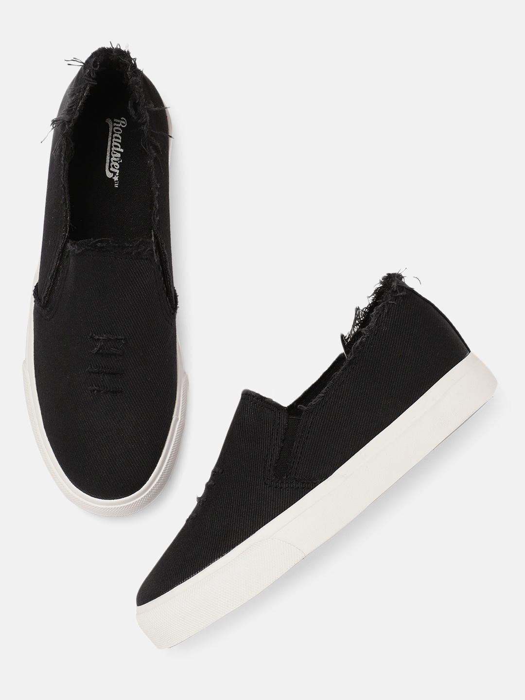 

The Roadster Lifestyle Co Women Black Slip-On Sneakers