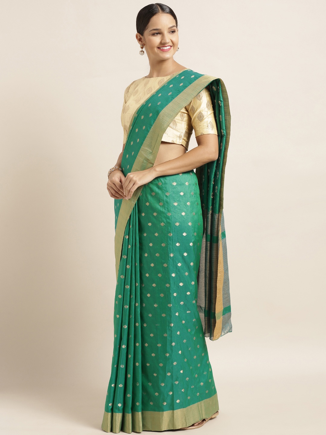 

Mirchi Fashion Green & Golden Silk Blend Woven Design Kanjeevaram Saree
