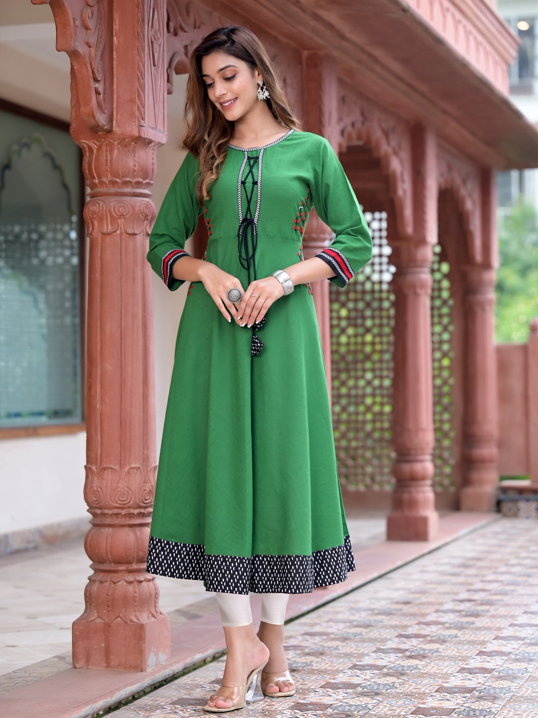 

YASH GALLERY Women Green Yoke Design A-Line Kurta