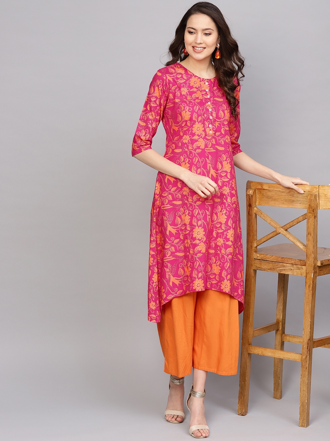 

Anubhutee Women Pink & Orange Floral Printed A-Line Kurta