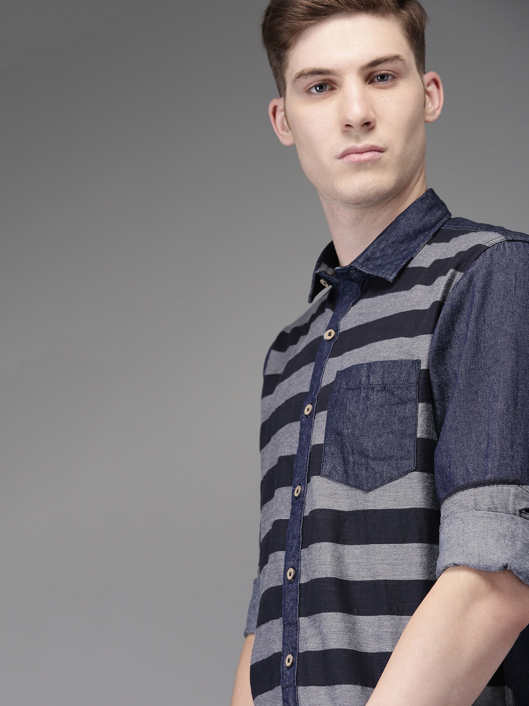 

Campus Sutra Men Standard Blue & Grey Regular Fit Striped Casual Shirt